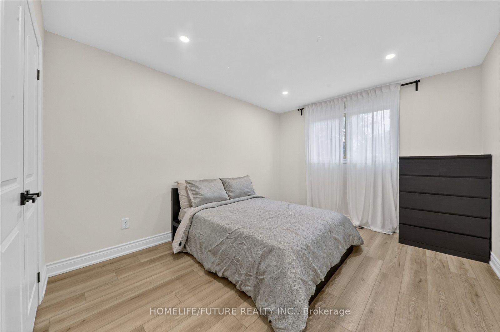 Photo 22 of 7 Toms Court, Whitby, Blue Grass Meadows — HOMEH