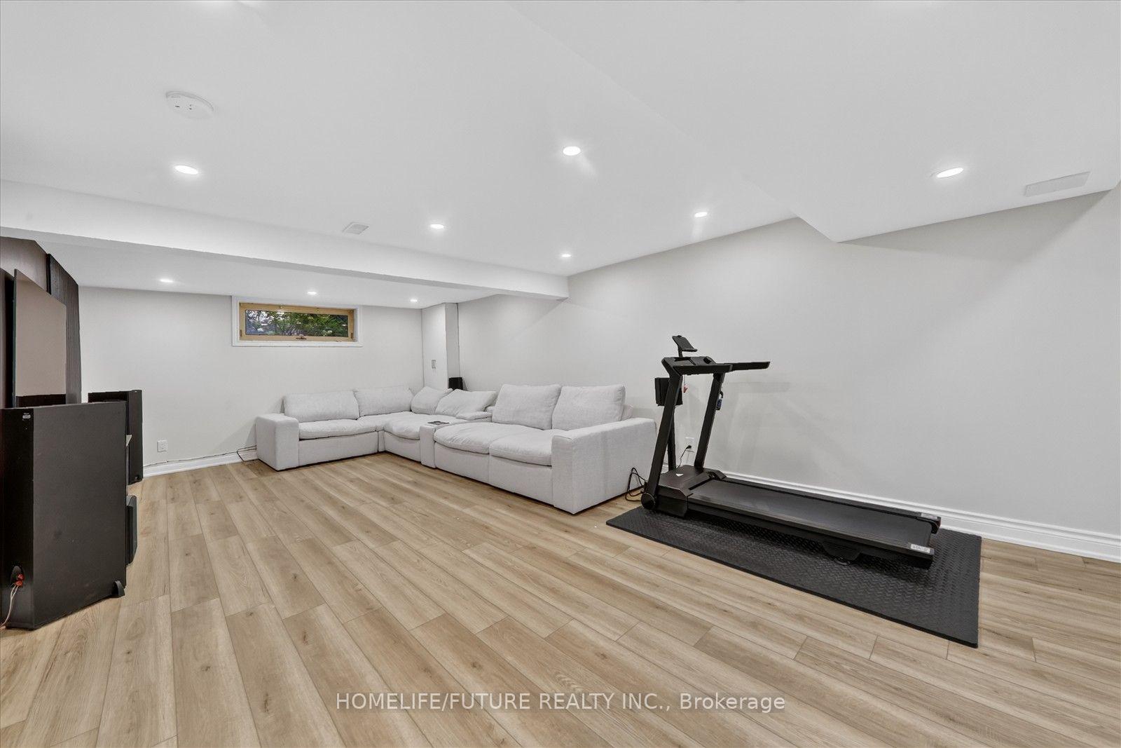 Photo 29 of 7 Toms Court, Whitby, Blue Grass Meadows — HOMEH