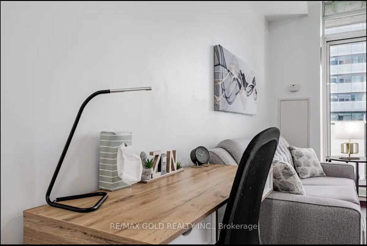 Photo 10 of Unit 2811, 55 Bremner Boulevard, Toronto, Waterfront Communities — HOMEH