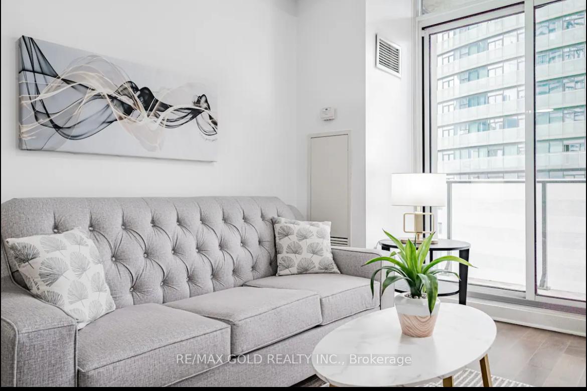 Photo 12 of Unit 2811, 55 Bremner Boulevard, Toronto, Waterfront Communities — HOMEH