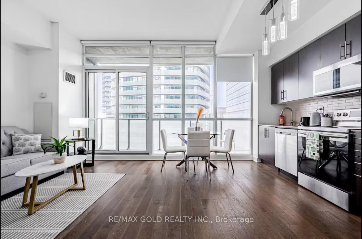 Photo 14 of Unit 2811, 55 Bremner Boulevard, Toronto, Waterfront Communities — HOMEH