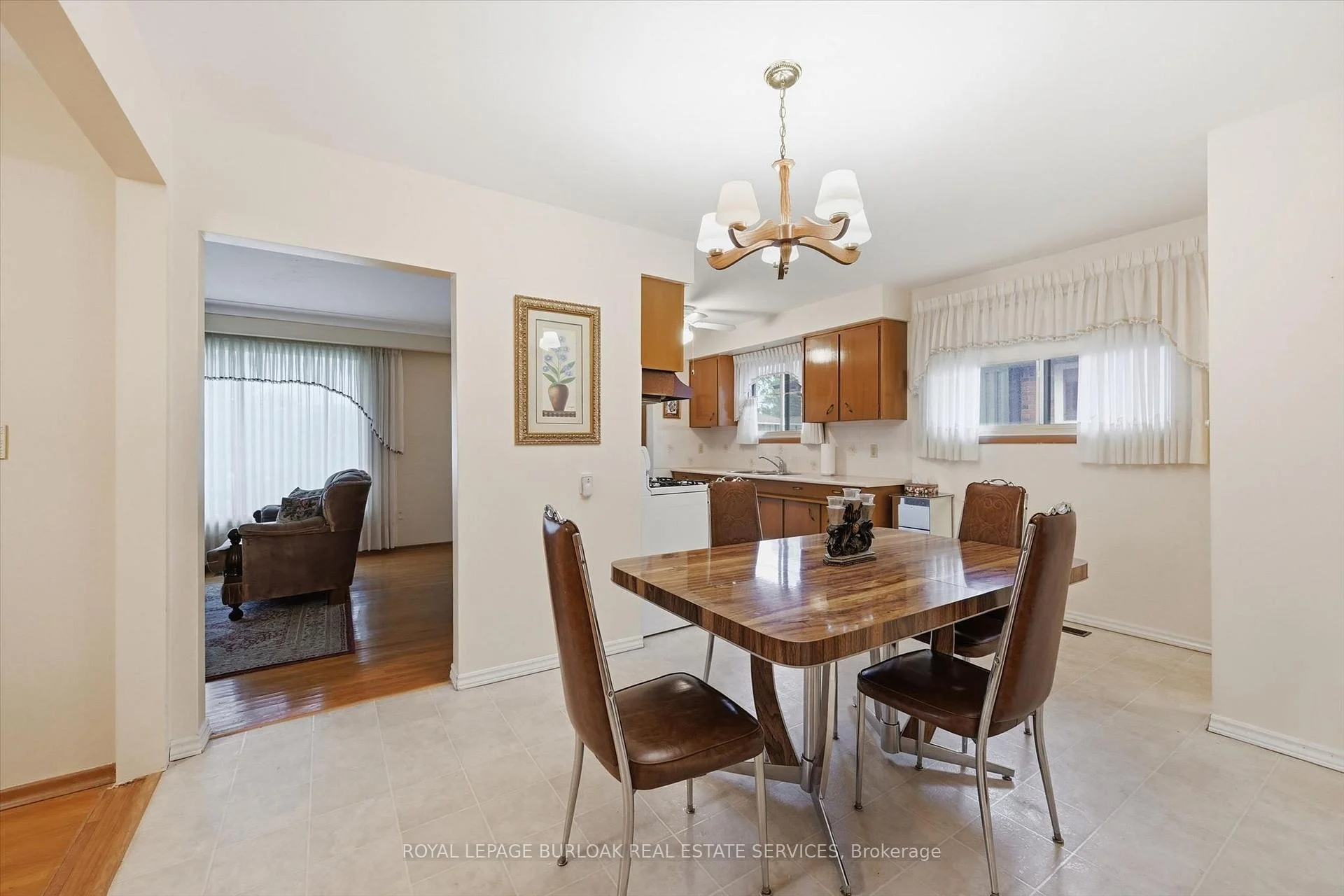 Photo 42 of 138 Luscombe Street, Hamilton, Greeningdon — HOMEH