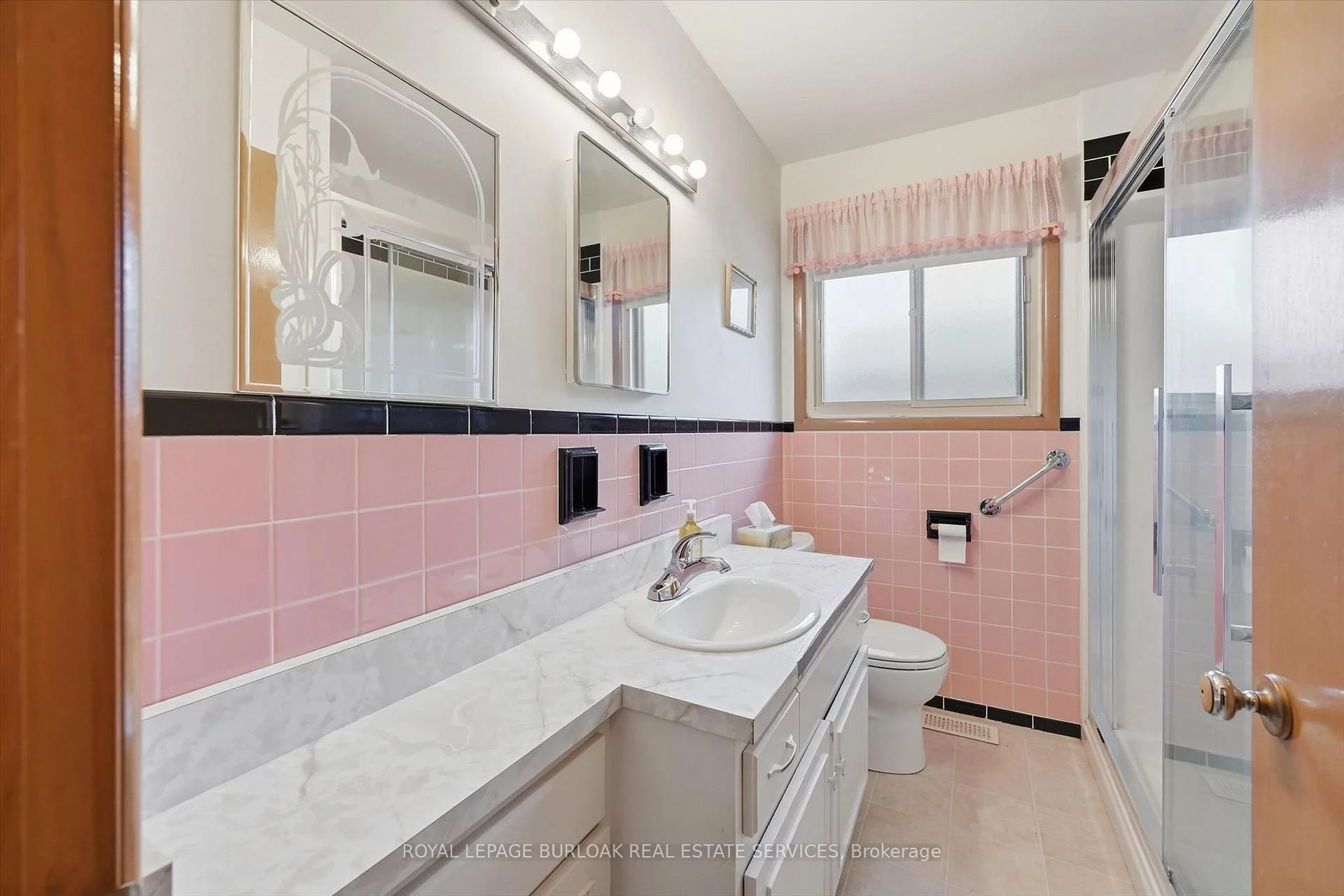 Photo 63 of 138 Luscombe Street, Hamilton, Greeningdon — HOMEH