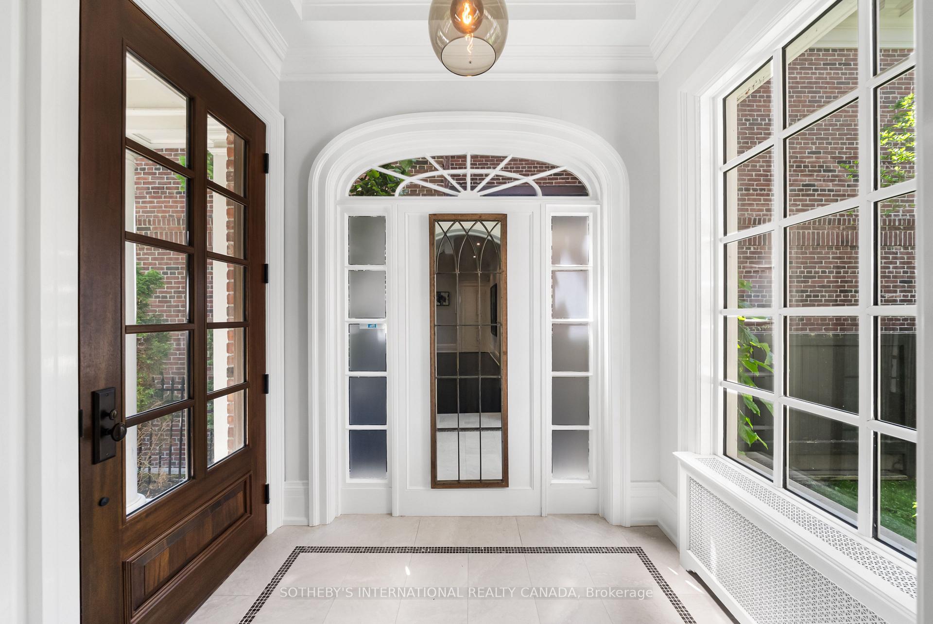 Photo 7 of 236 Poplar Plains Road, Toronto, Casa Loma — HOMEH
