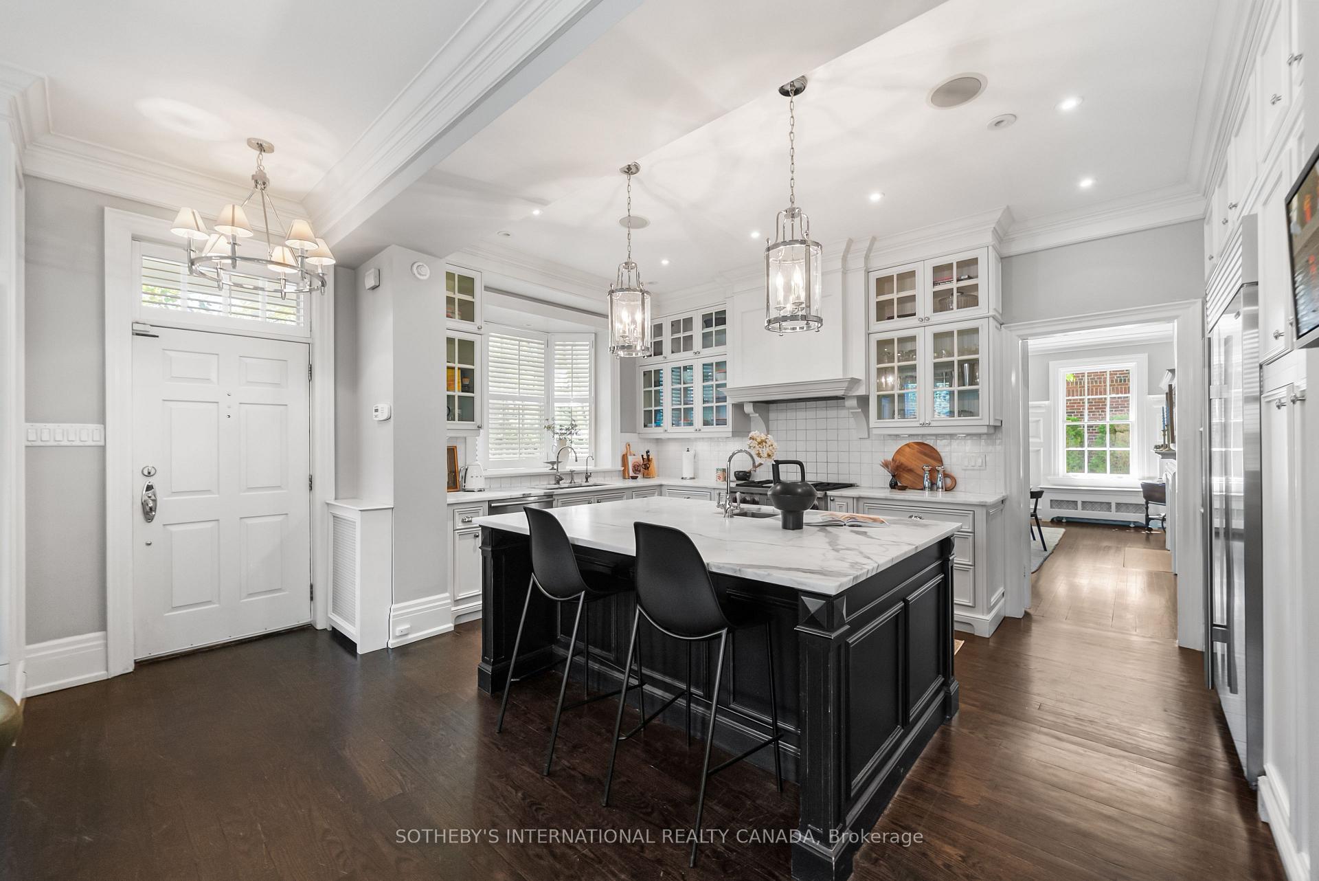 Photo 18 of 236 Poplar Plains Road, Toronto, Casa Loma — HOMEH
