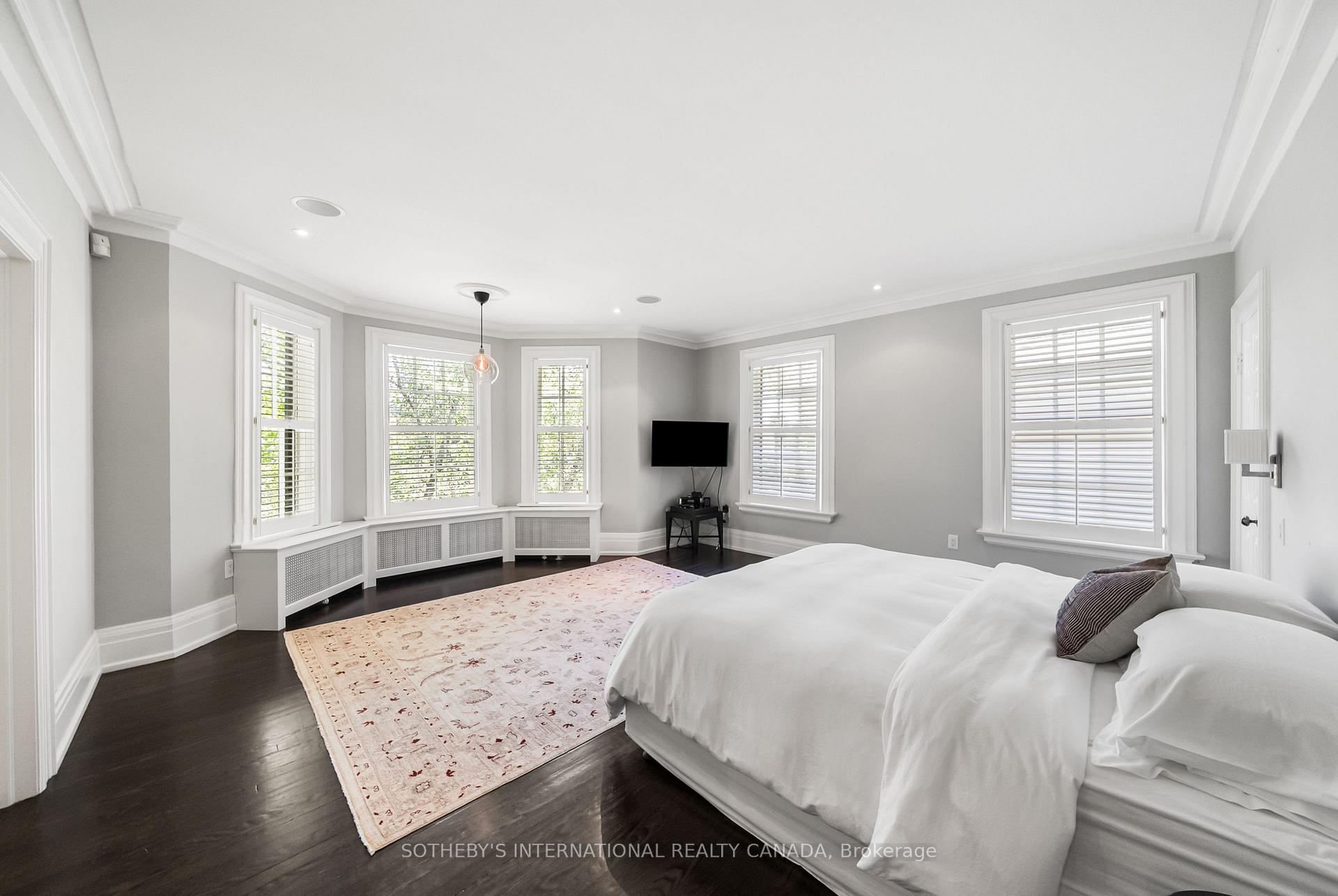 Photo 28 of 236 Poplar Plains Road, Toronto, Casa Loma — HOMEH