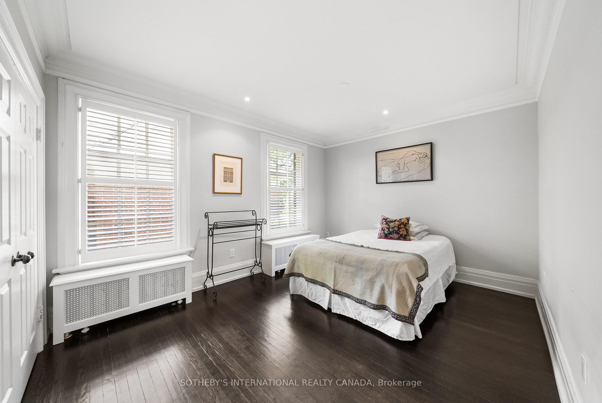 Photo 33 of 236 Poplar Plains Road, Toronto, Casa Loma — HOMEH