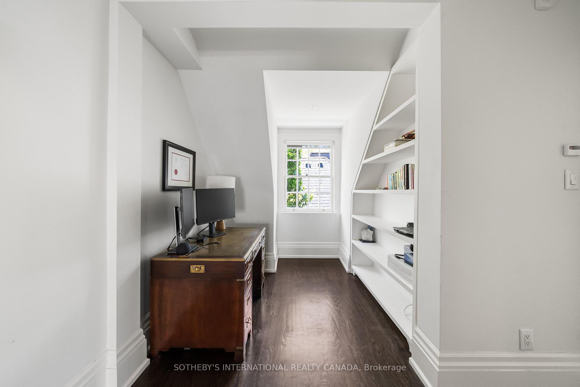 Photo 34 of 236 Poplar Plains Road, Toronto, Casa Loma — HOMEH