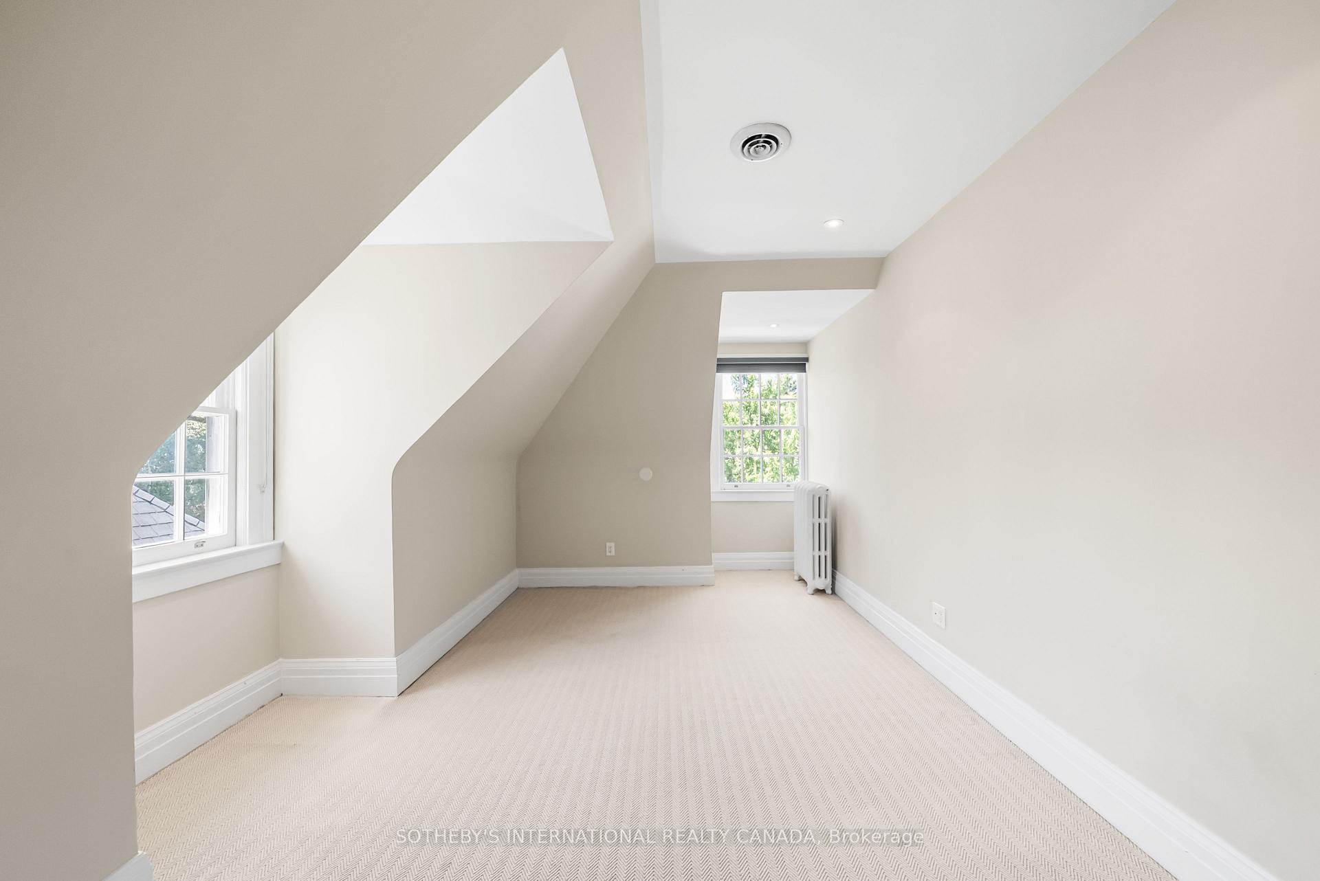 Photo 38 of 236 Poplar Plains Road, Toronto, Casa Loma — HOMEH