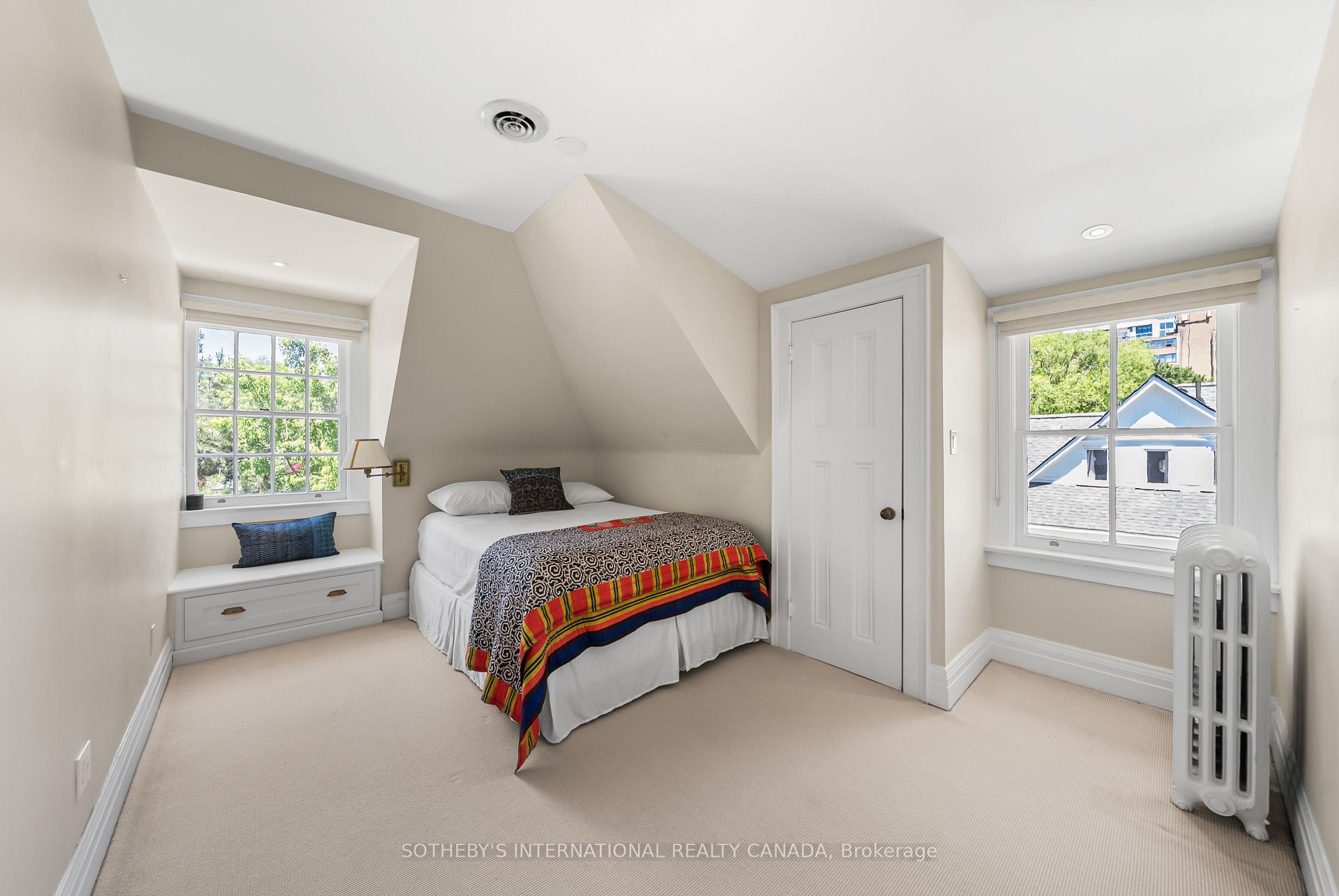 Photo 40 of 236 Poplar Plains Road, Toronto, Casa Loma — HOMEH