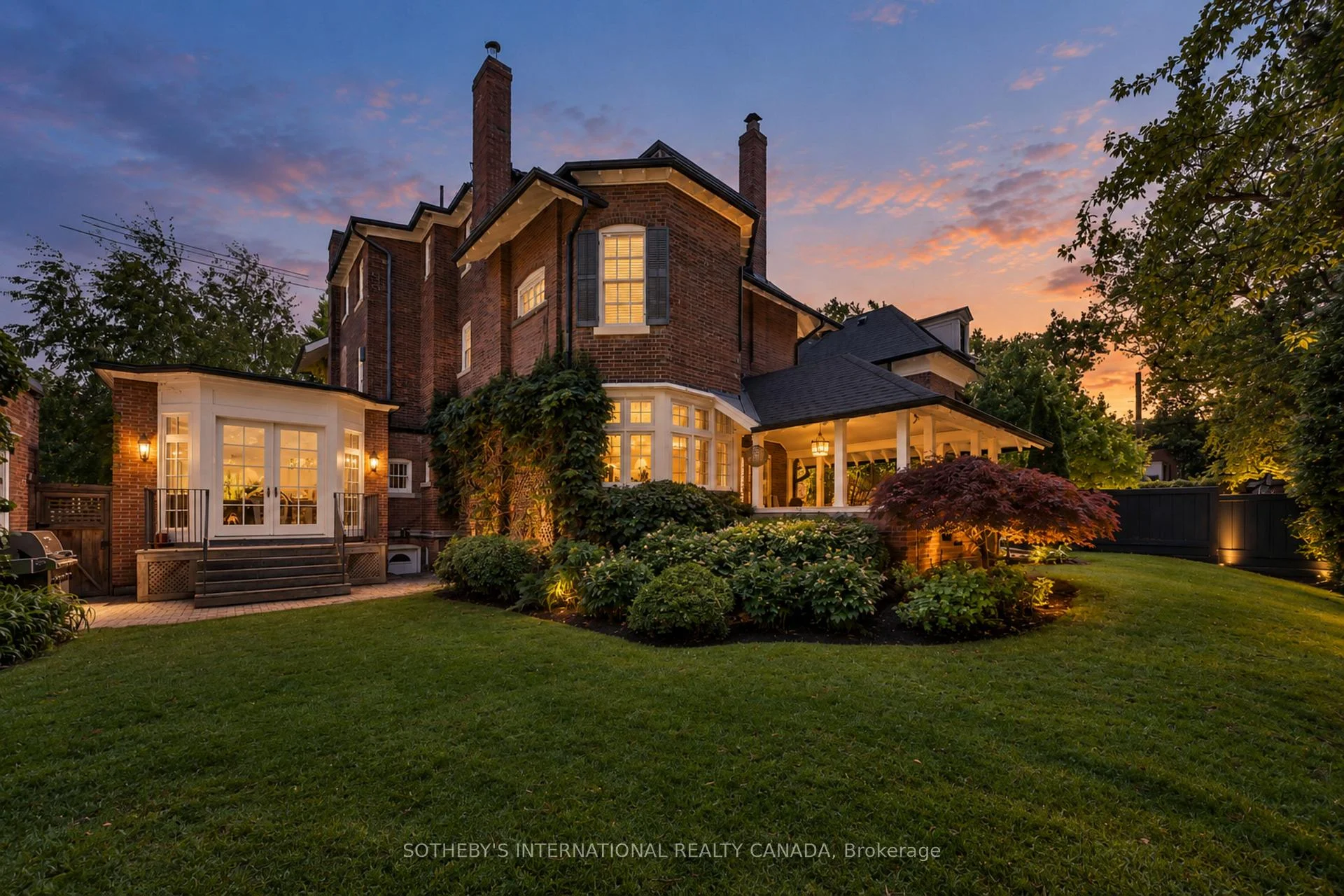 Photo 2 of 236 Poplar Plains Road, Toronto, Casa Loma — HOMEH