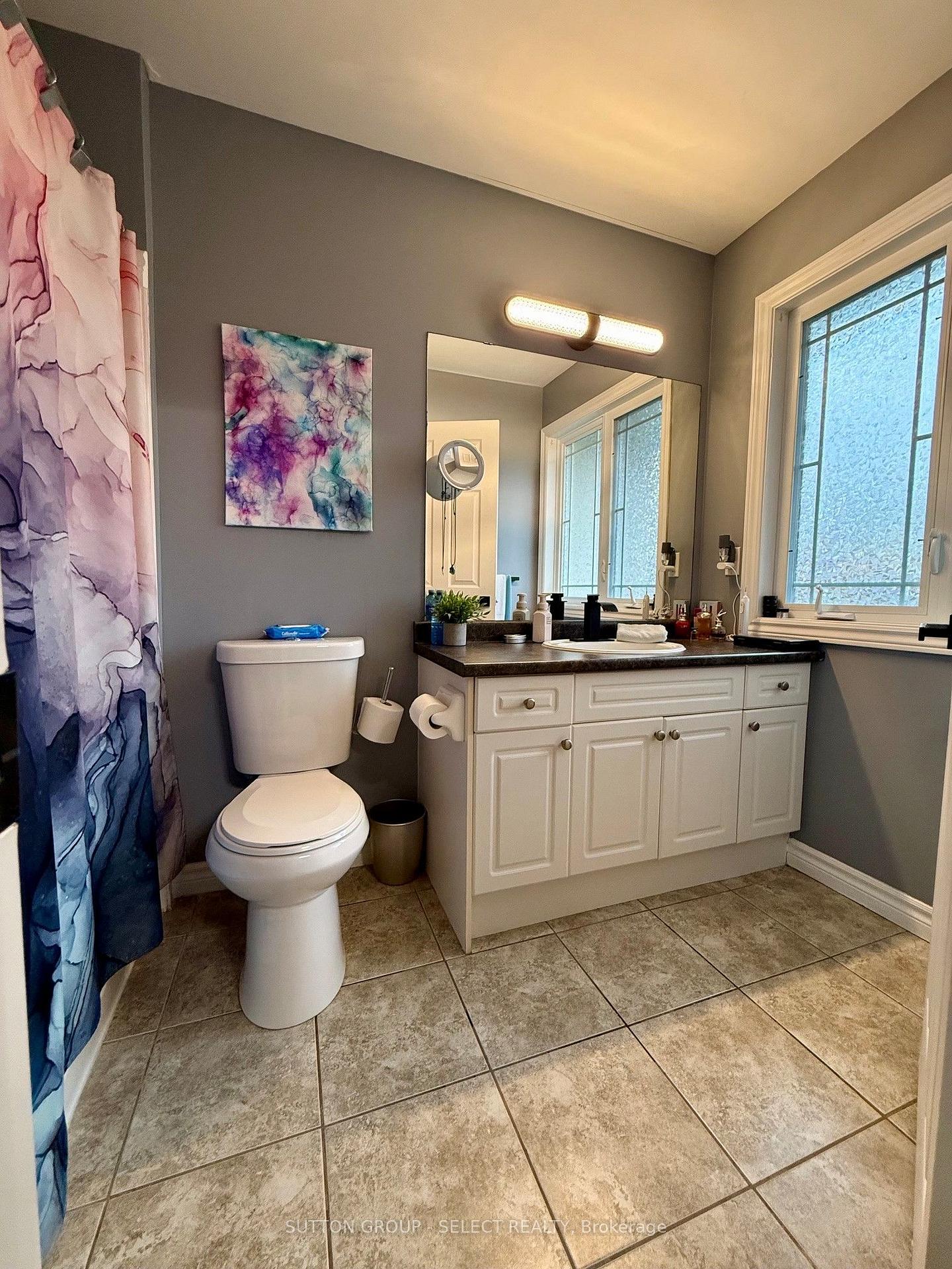 Photo 15 of 1610 Benjamin Drive, London, East D — HOMEH