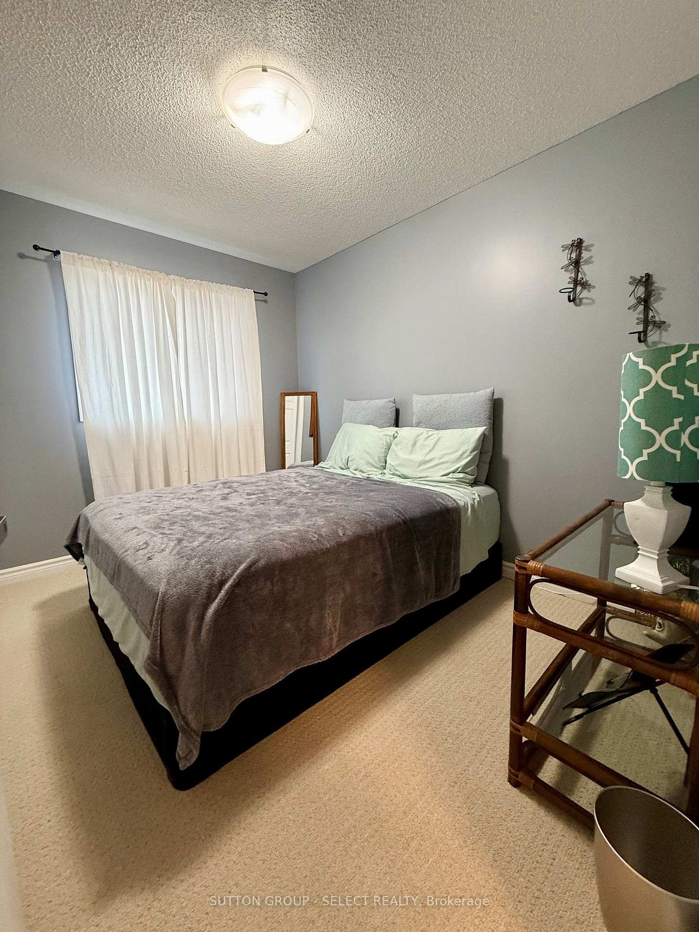 Photo 17 of 1610 Benjamin Drive, London, East D — HOMEH