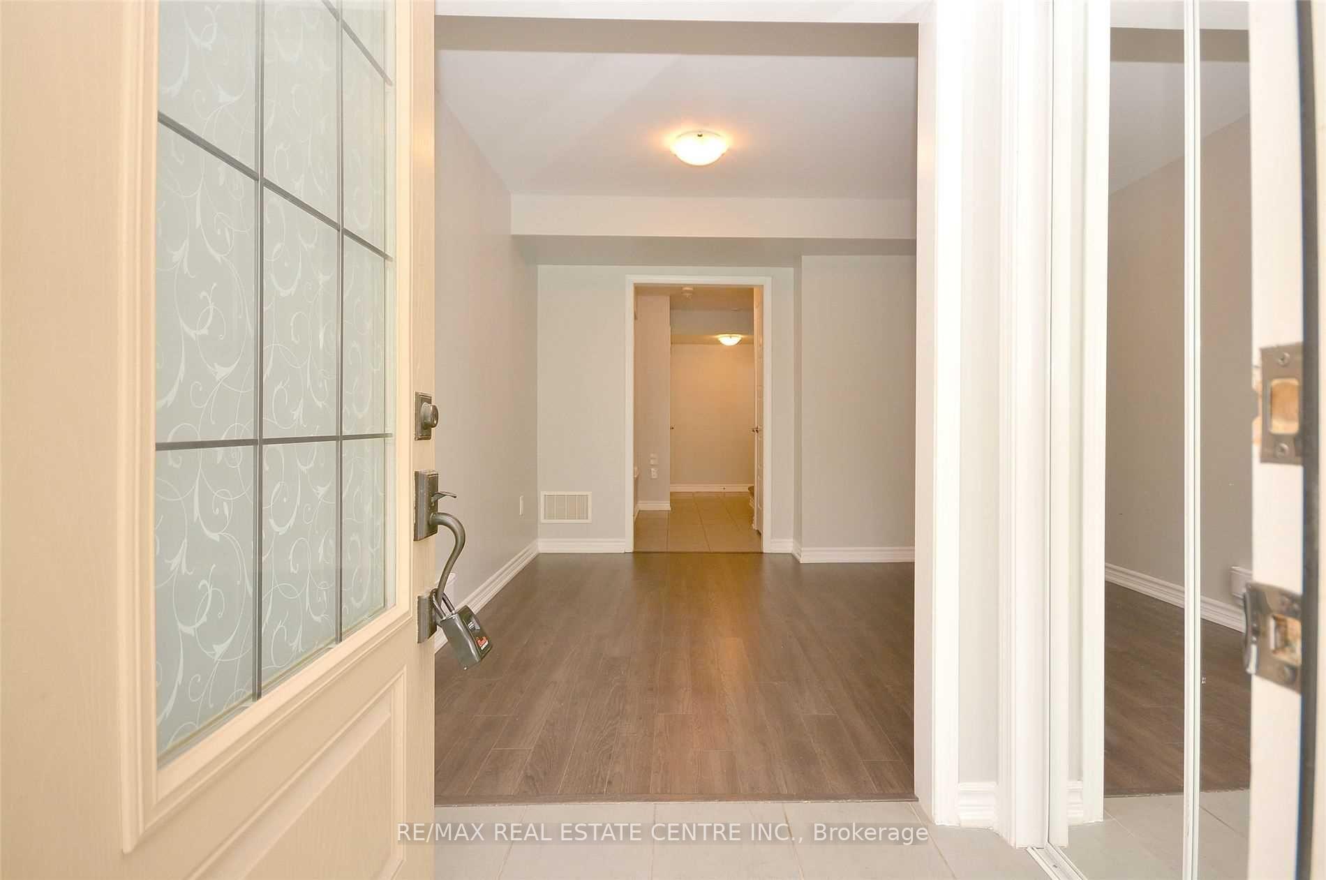 Photo 5 of 3065 Harebell Gate, Oakville, Glenorchy — HOMEH