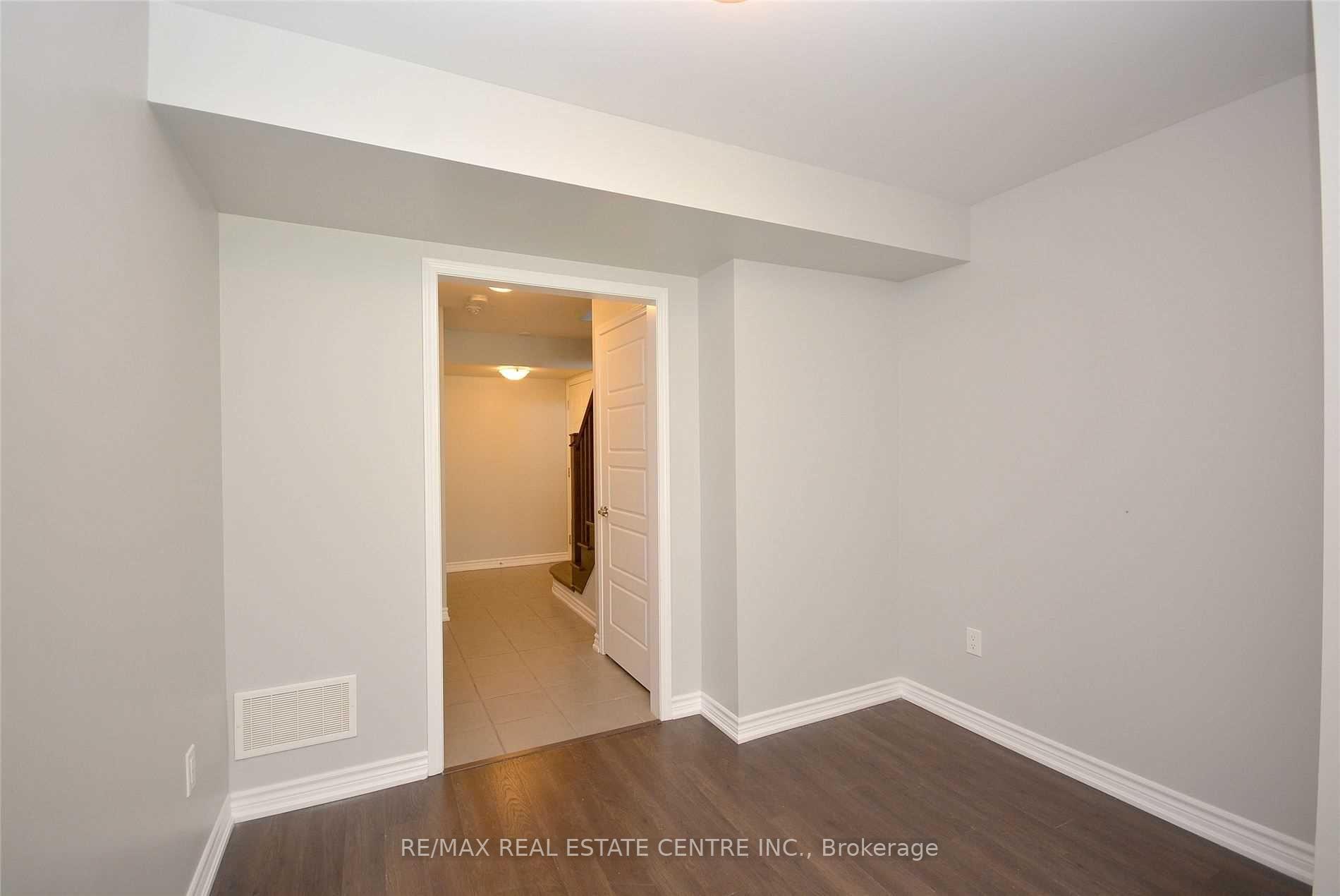 Photo 10 of 3065 Harebell Gate, Oakville, Glenorchy — HOMEH