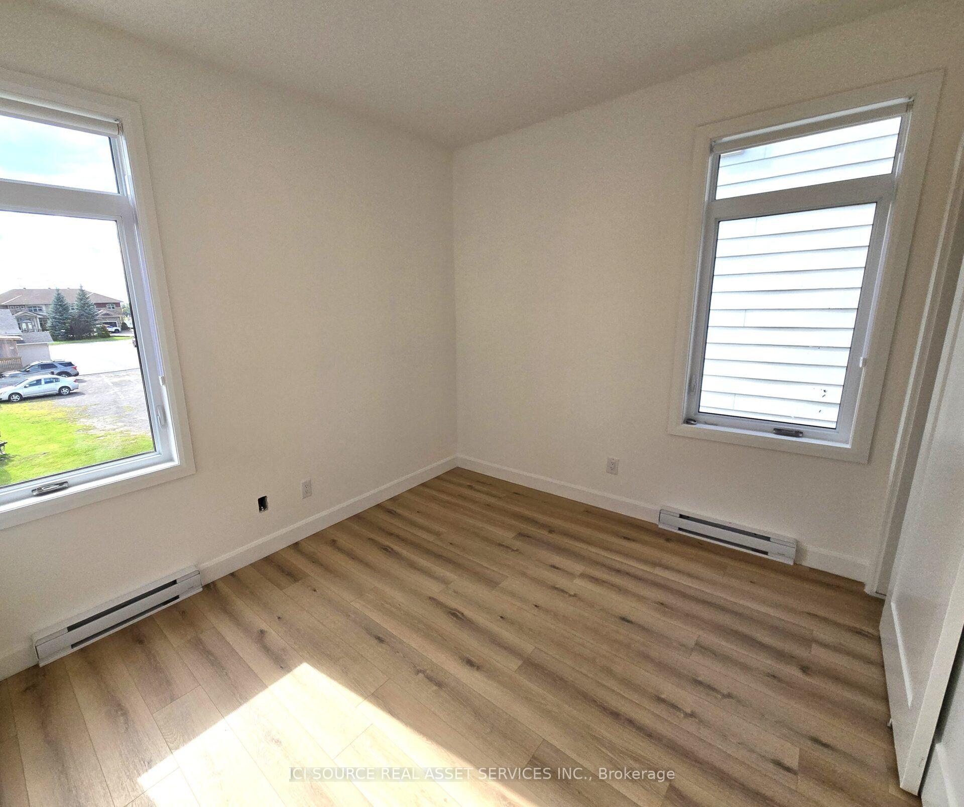 Photo 13 of Unit Second Floor, 873 Contour Street, Ottawa, Mer Bleue/Bradley Estates/Anderson Park — HOMEH