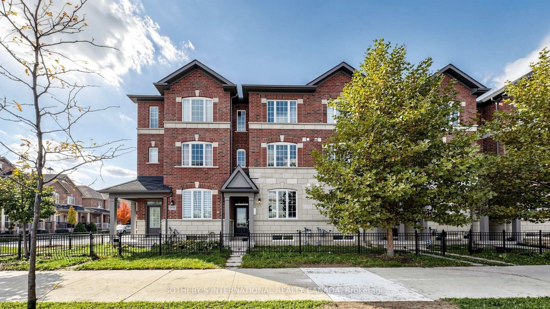 Photo 1 of 1972 Donald Cousens Parkway, Markham, Cornell — HOMEH