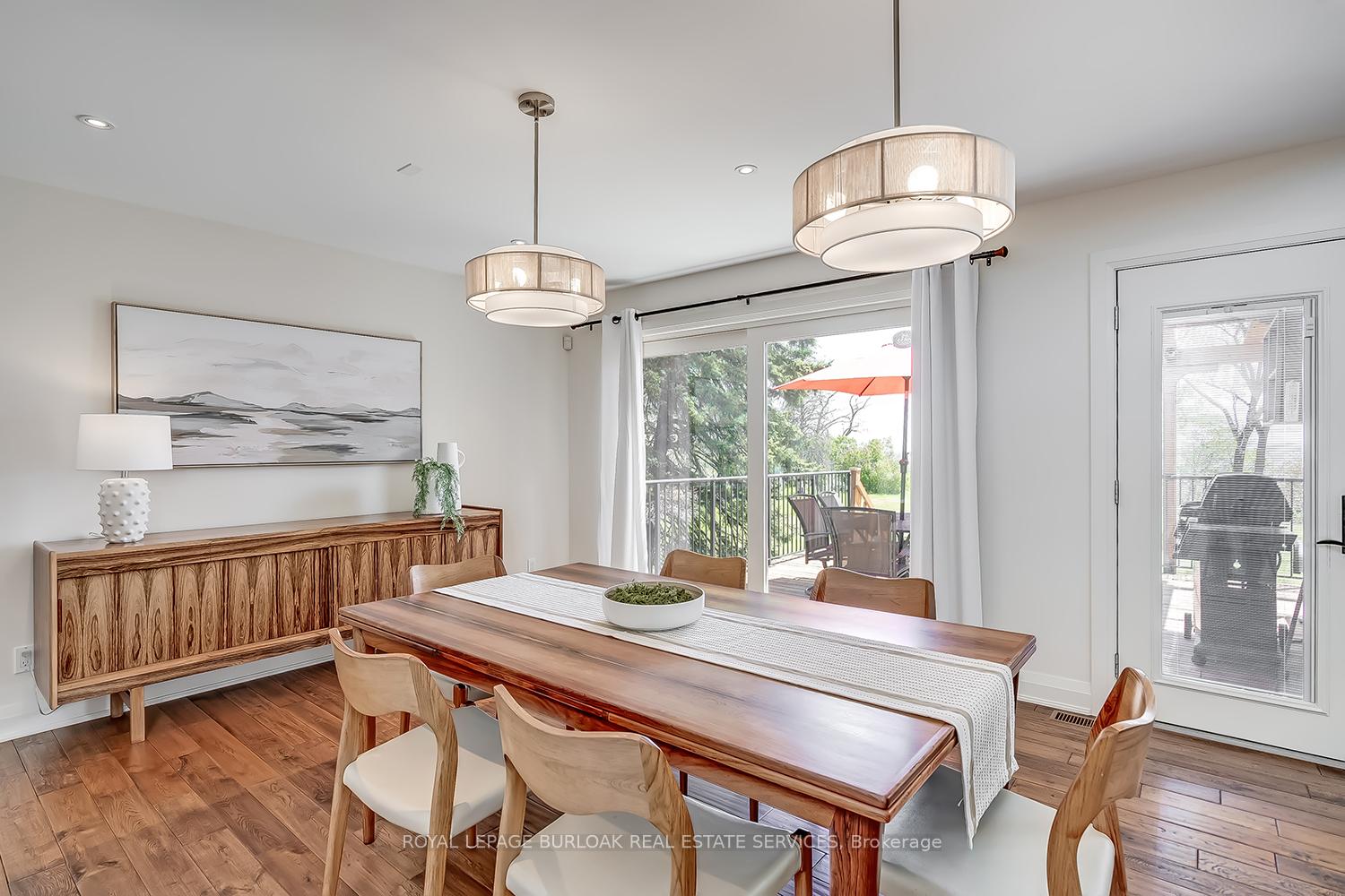 Photo 17 of 720 Mountain Brow Road W, Burlington, Rural Burlington — HOMEH