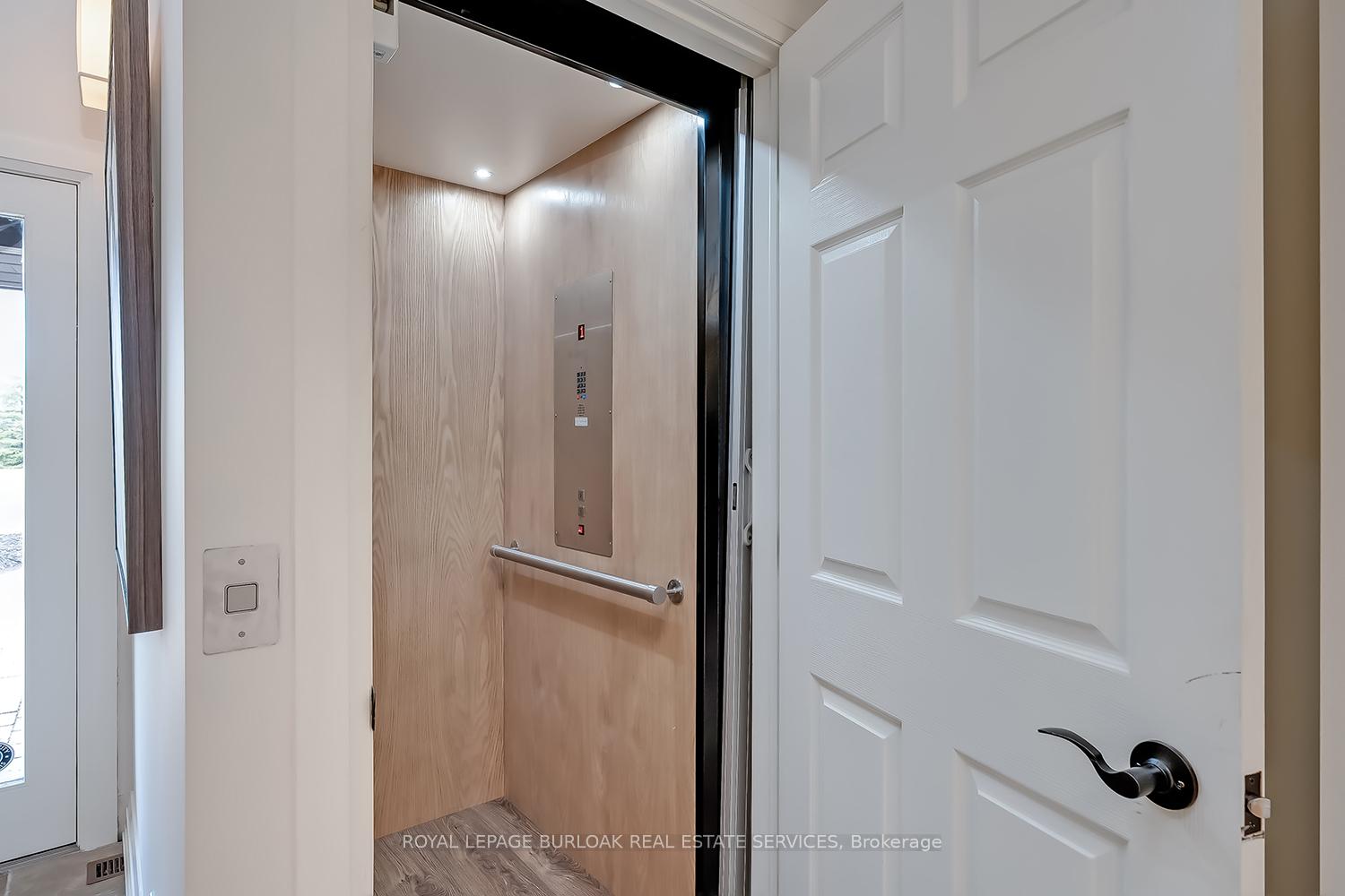 Photo 41 of 720 Mountain Brow Road W, Burlington, Rural Burlington — HOMEH