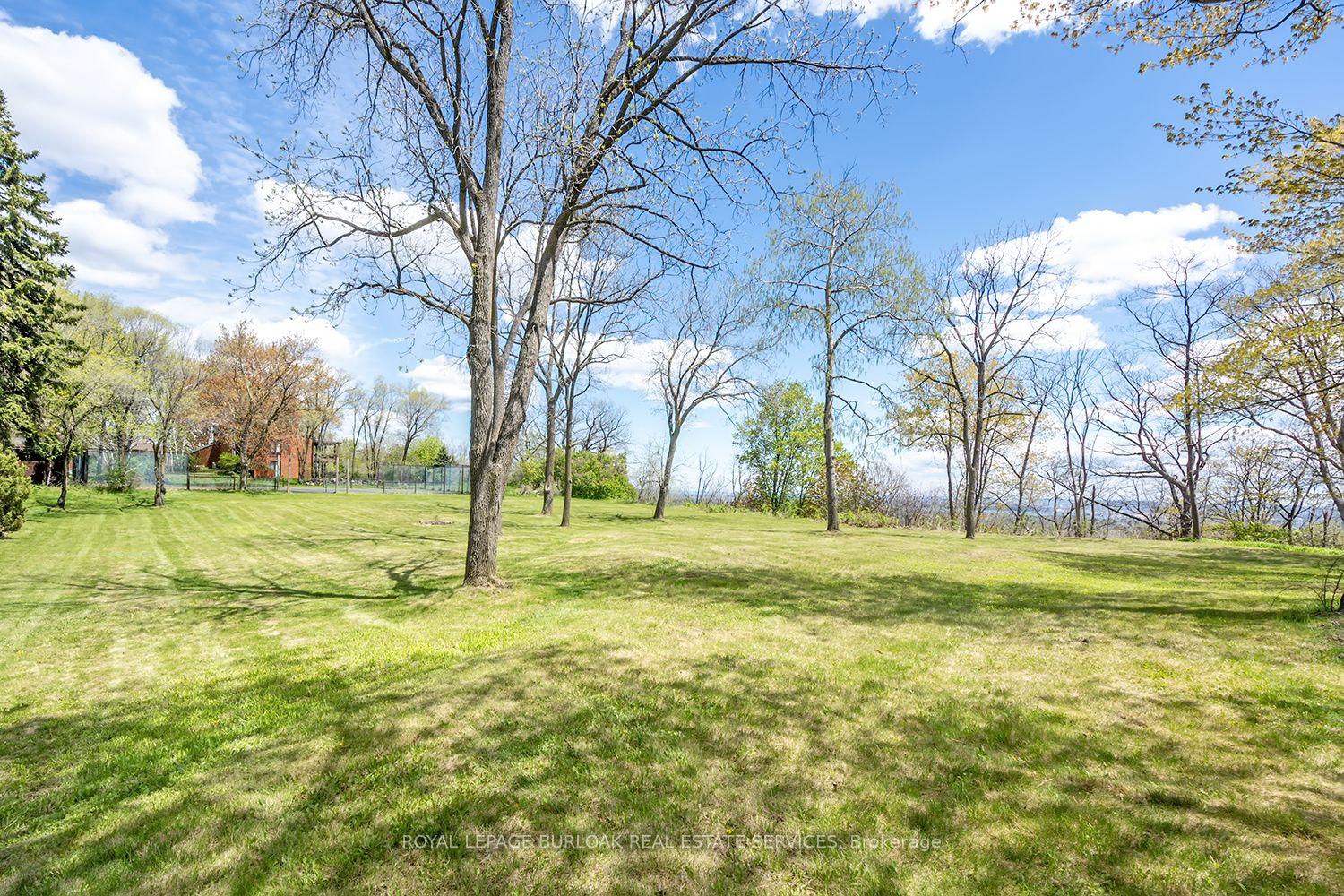 Photo 47 of 720 Mountain Brow Road W, Burlington, Rural Burlington — HOMEH