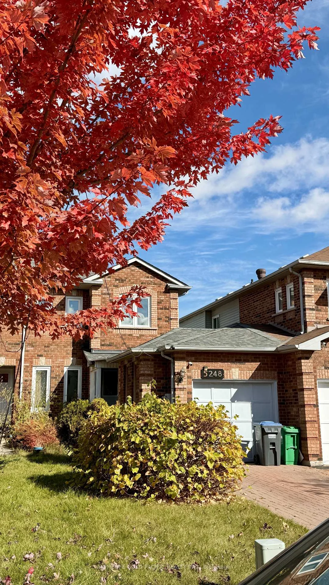 Photo 4 of 5248 Richborough Drive, Mississauga, Hurontario — HOMEH