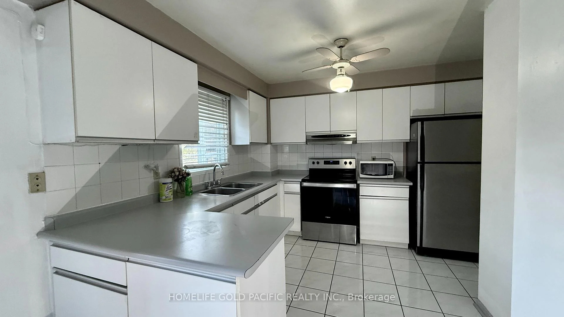 Photo 14 of 5248 Richborough Drive, Mississauga, Hurontario — HOMEH