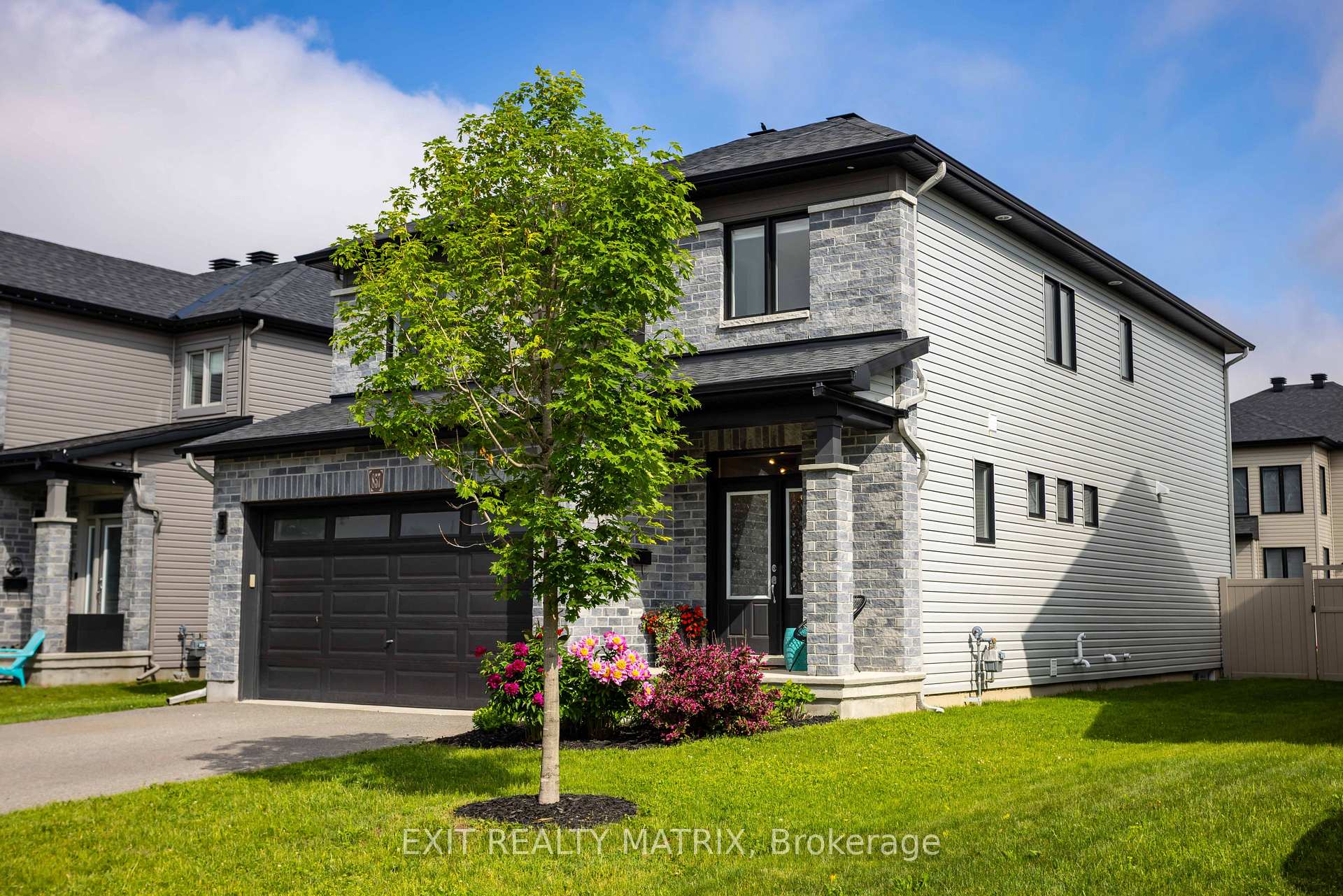 Photo 2 of 857 Cologne Street, Russell, Embrun — HOMEH
