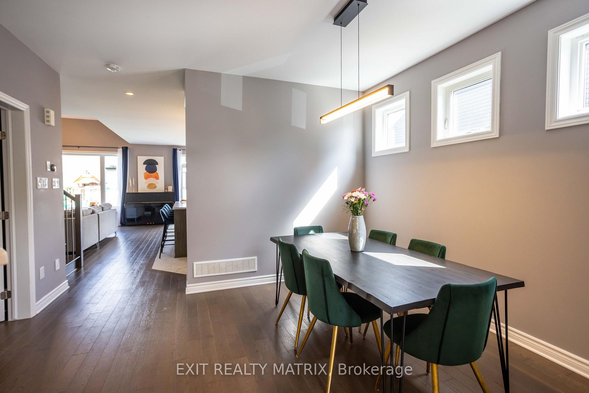 Photo 5 of 857 Cologne Street, Russell, Embrun — HOMEH