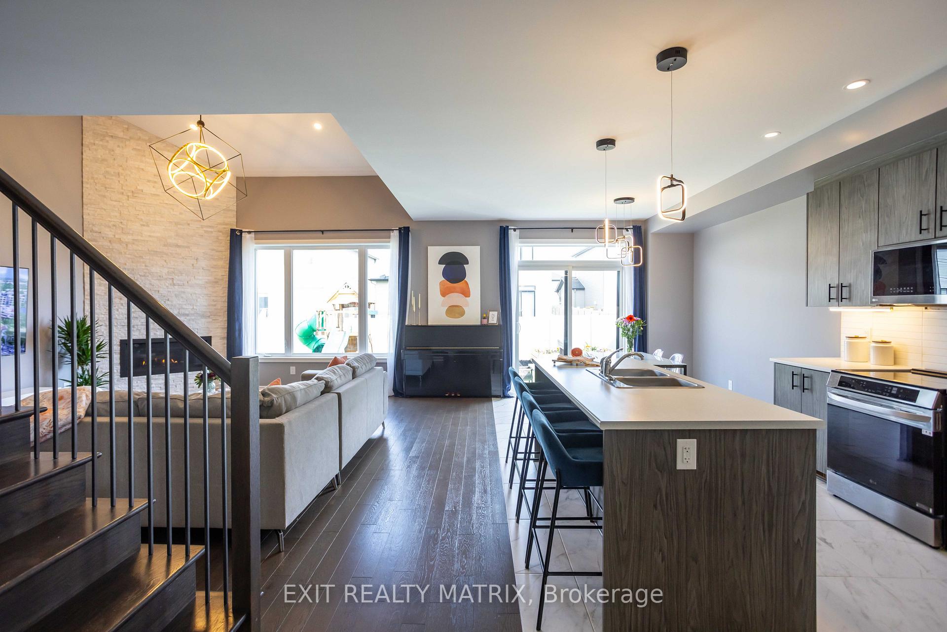 Photo 7 of 857 Cologne Street, Russell, Embrun — HOMEH