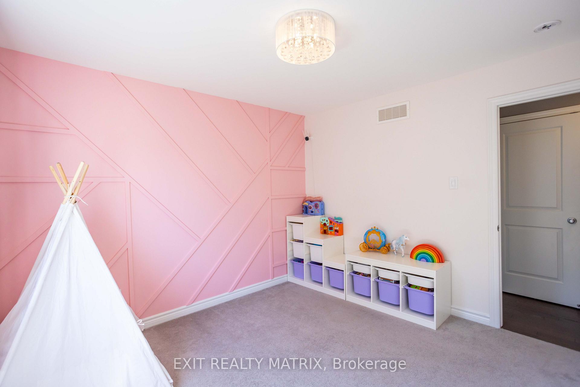 Photo 24 of 857 Cologne Street, Russell, Embrun — HOMEH