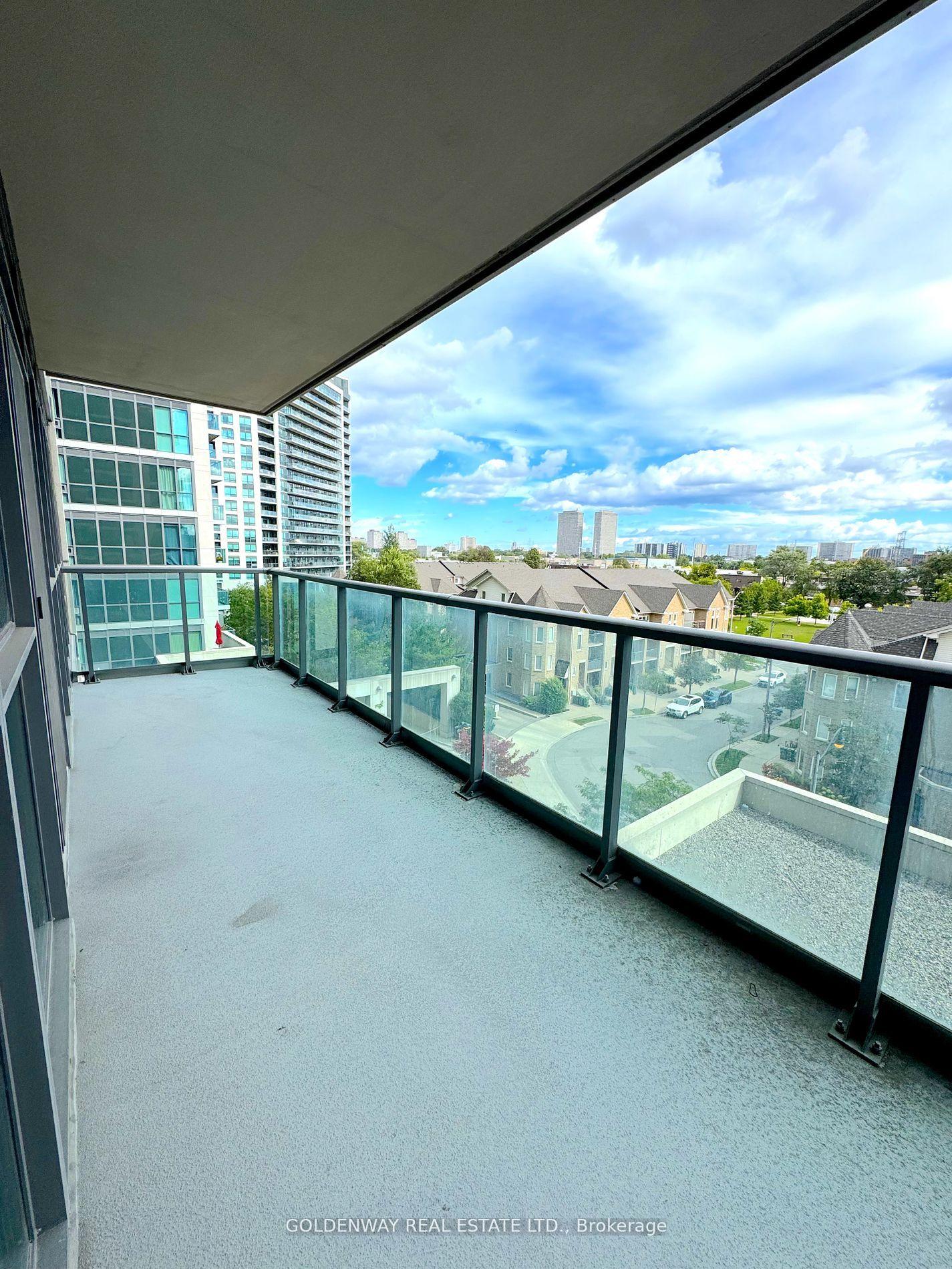 Photo 11 of Unit 526, 35 Brian Peck Crescent, Toronto, Thorncliffe Park — HOMEH