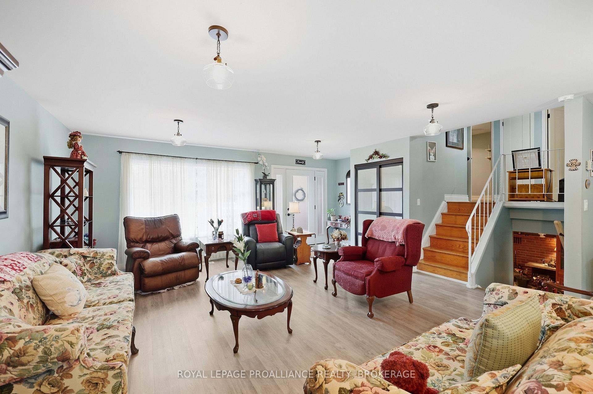 Photo 16 of 195 Belmont Avenue, Kingston, City SouthWest — HOMEH