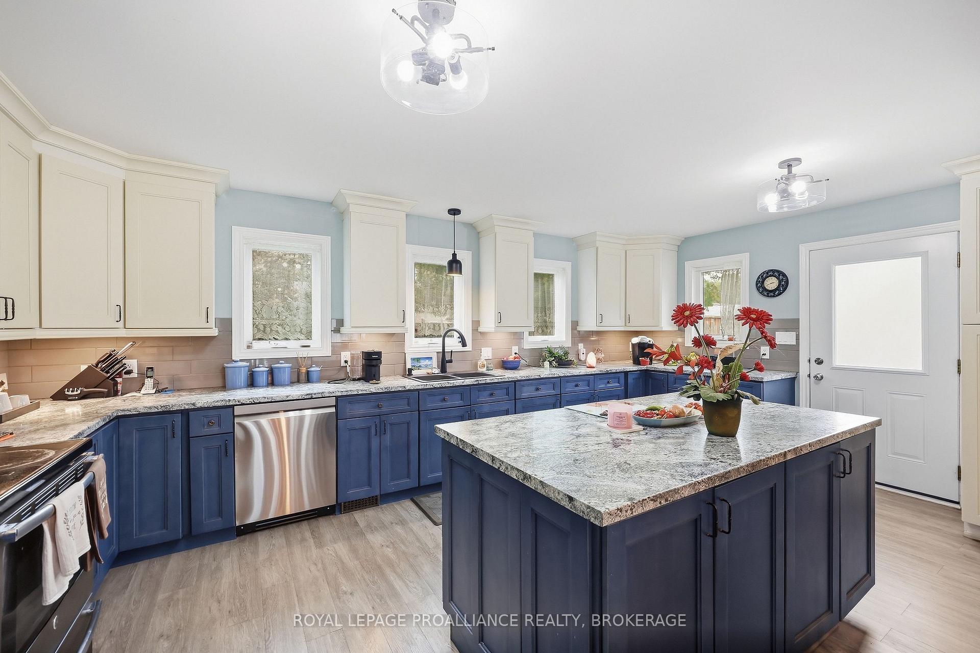 Photo 19 of 195 Belmont Avenue, Kingston, City SouthWest — HOMEH