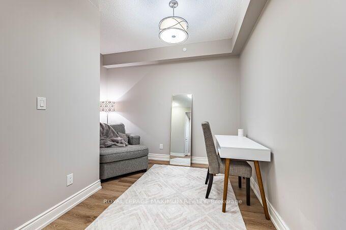 Photo 14 of Unit 219B, 9600 Yonge Street, Richmond Hill, North Richvale — HOMEH