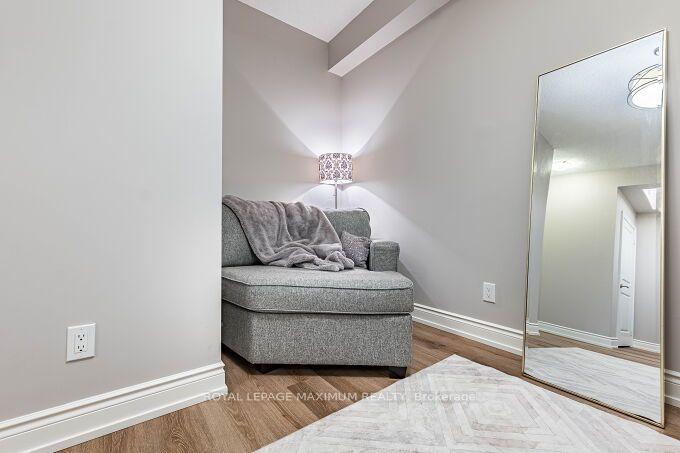 Photo 15 of Unit 219B, 9600 Yonge Street, Richmond Hill, North Richvale — HOMEH