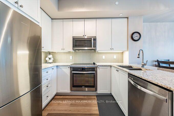 Photo 23 of Unit 219B, 9600 Yonge Street, Richmond Hill, North Richvale — HOMEH