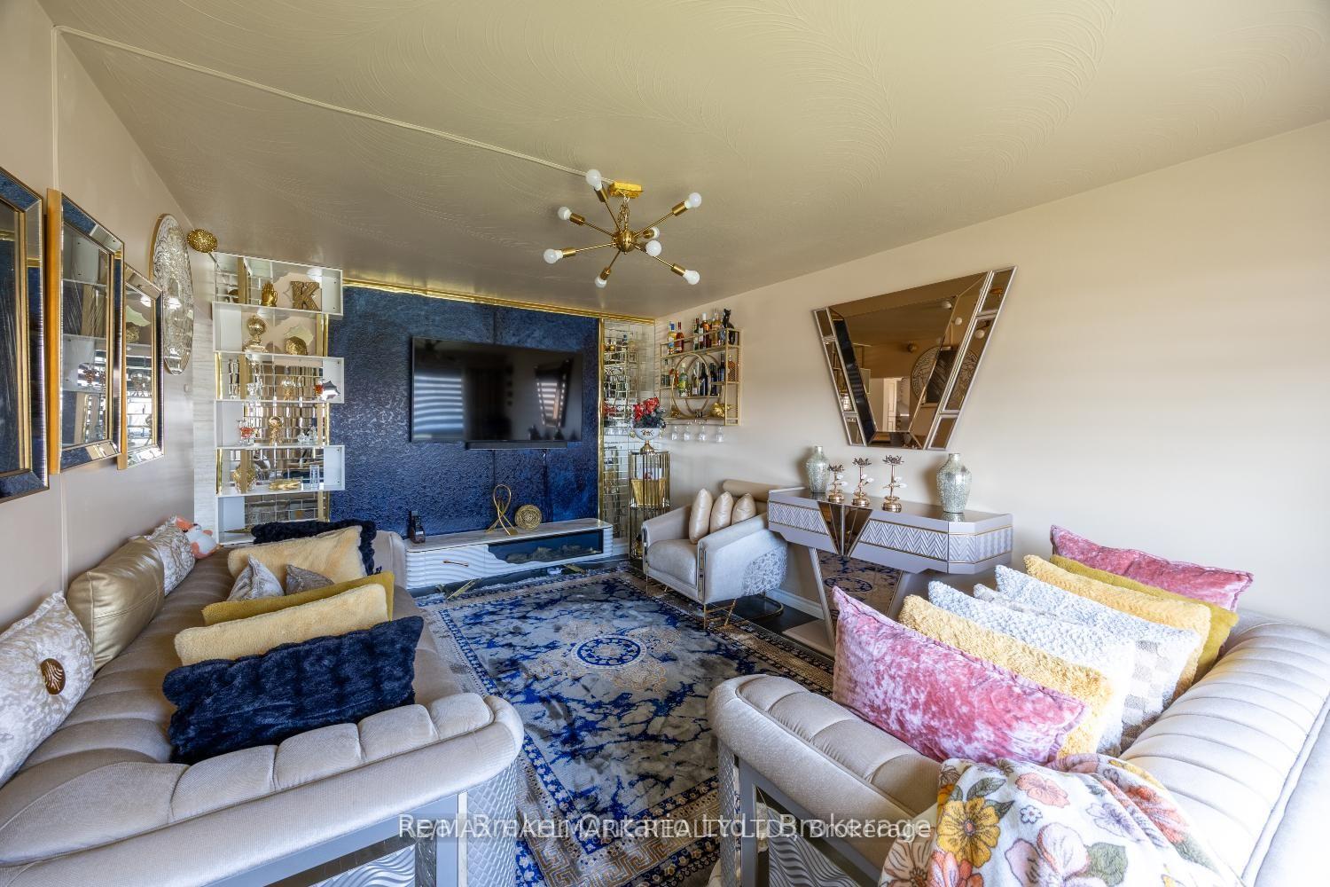 Photo 7 of Unit Main, 324 College Avenue, Oshawa, Vanier — HOMEH