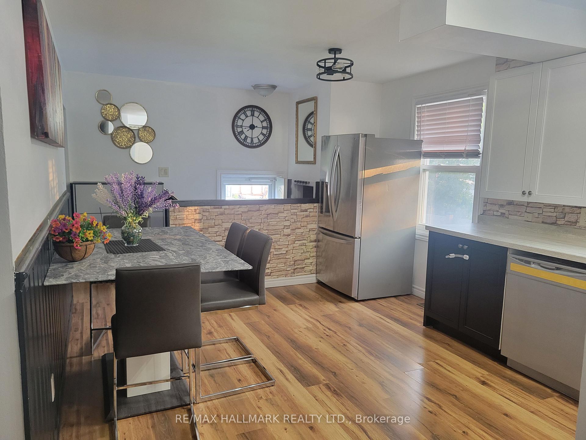 Photo 14 of Unit Main, 324 College Avenue, Oshawa, Vanier — HOMEH
