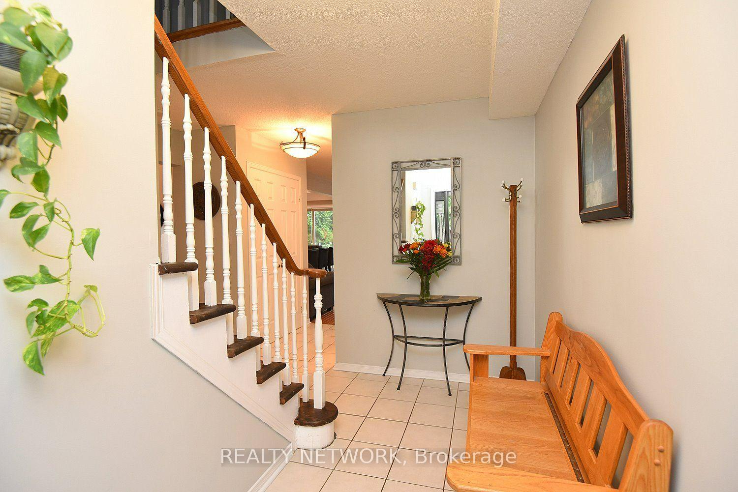 Photo 7 of 130 Charing Drive, Hamilton, Rushdale — HOMEH