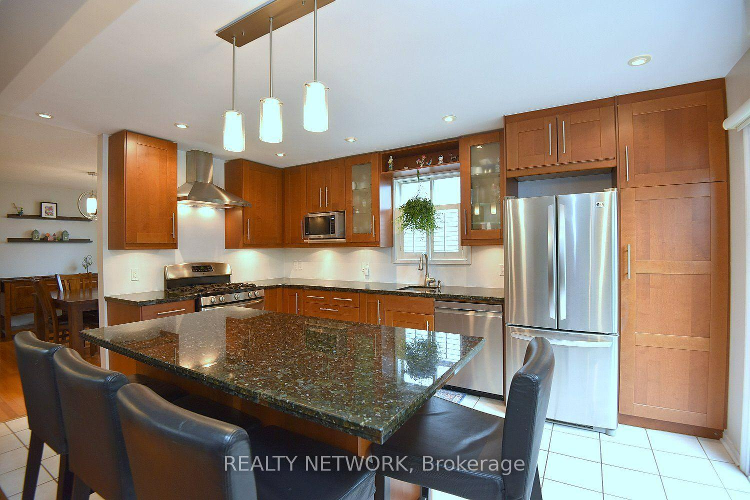 Photo 20 of 130 Charing Drive, Hamilton, Rushdale — HOMEH