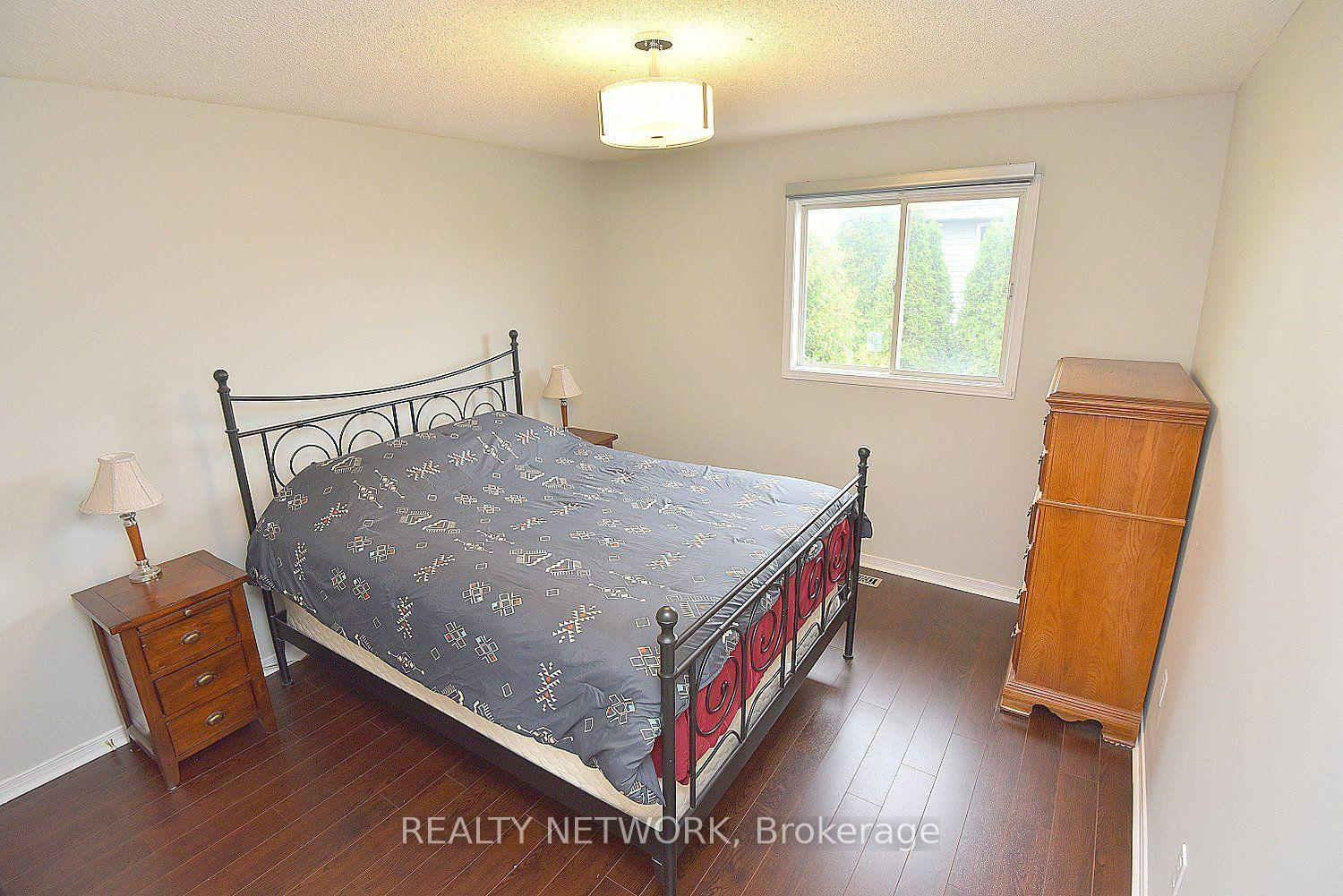Photo 30 of 130 Charing Drive, Hamilton, Rushdale — HOMEH