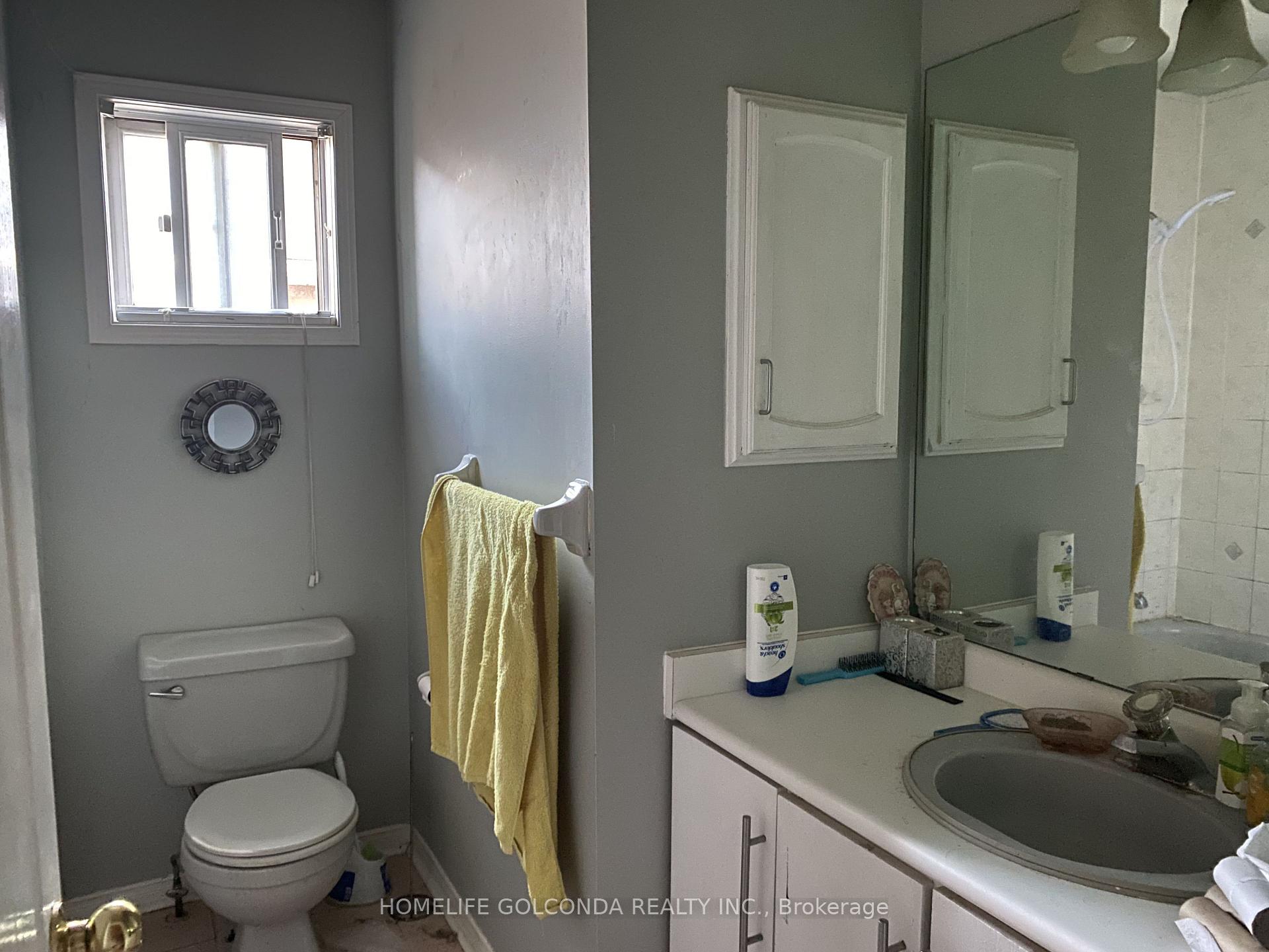 Photo 16 of 17 Hartrick Place, Whitby, Rolling Acres — HOMEH