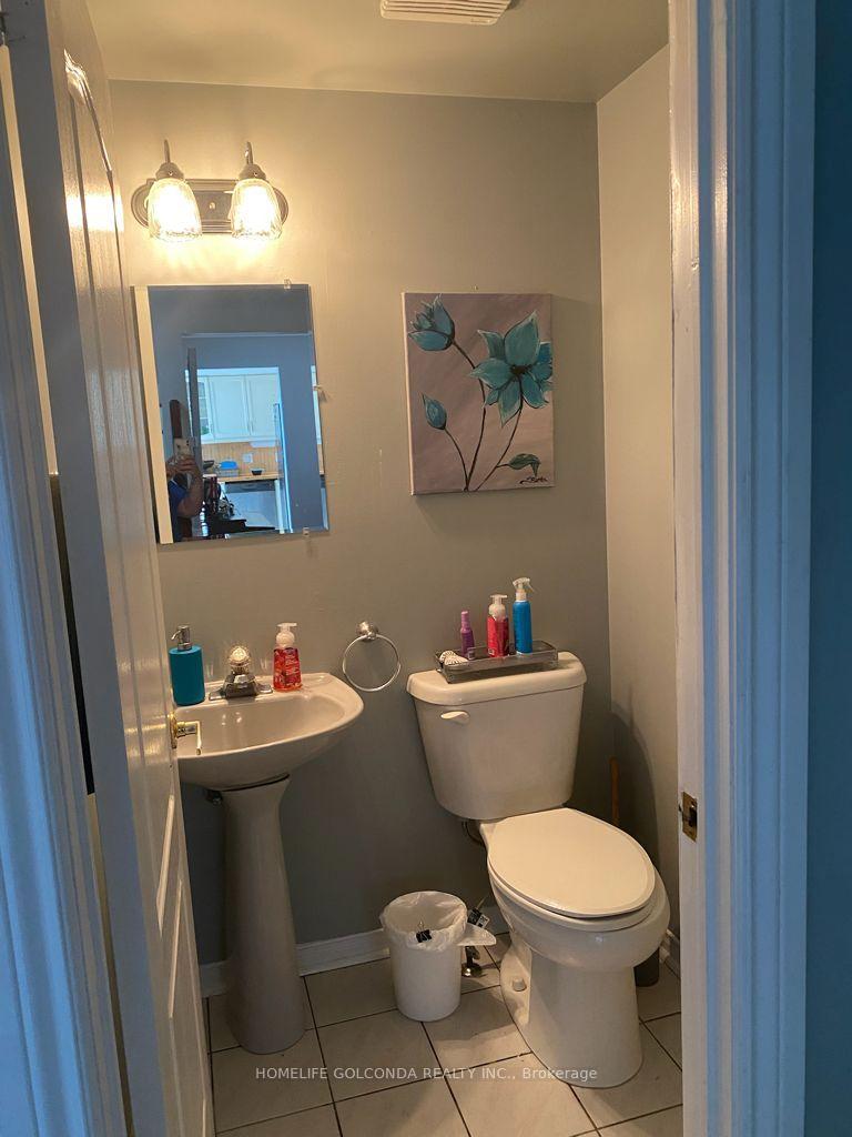 Photo 18 of 17 Hartrick Place, Whitby, Rolling Acres — HOMEH