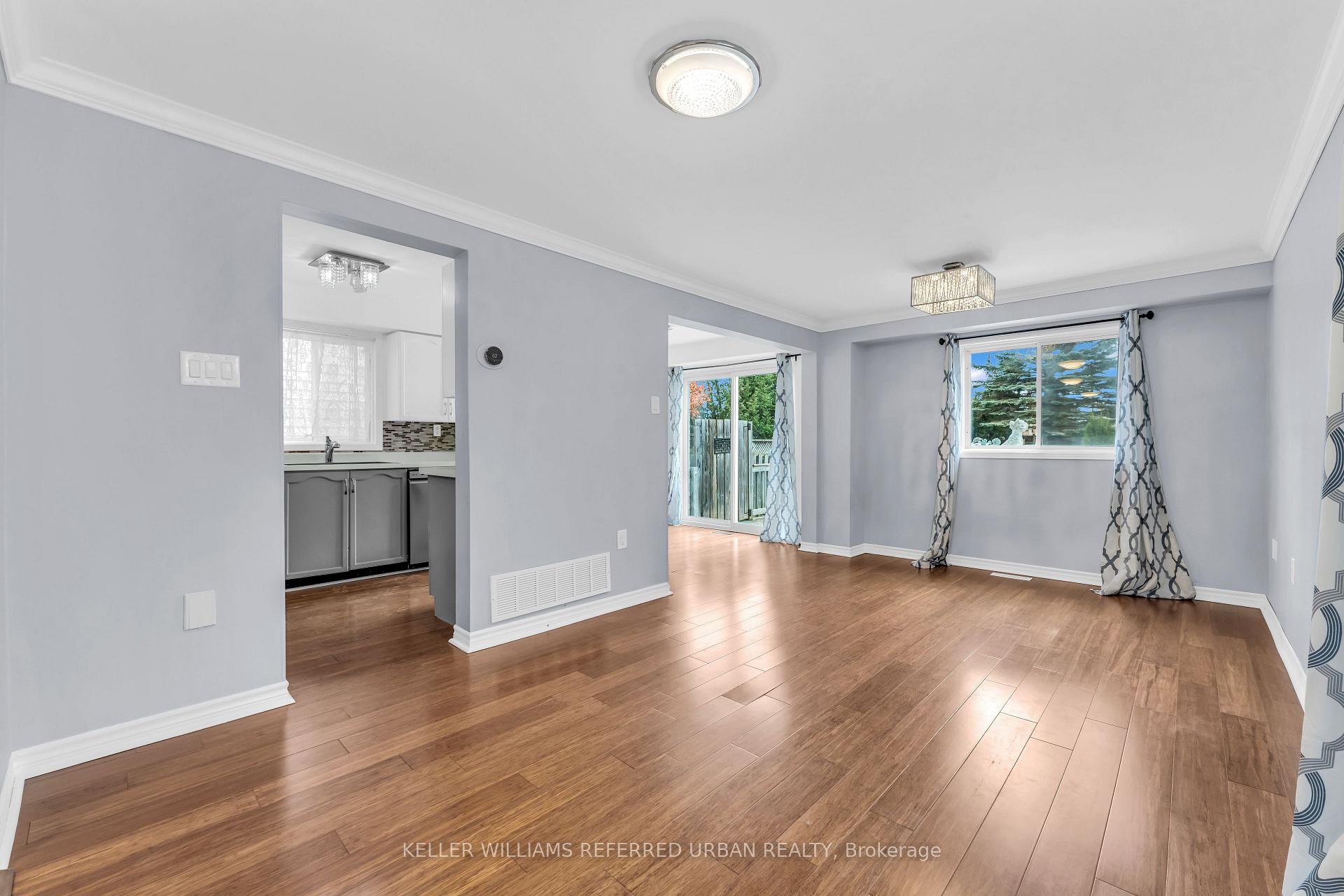 Photo 6 of 94 Laidlaw Drive, Barrie, West Bayfield — HOMEH
