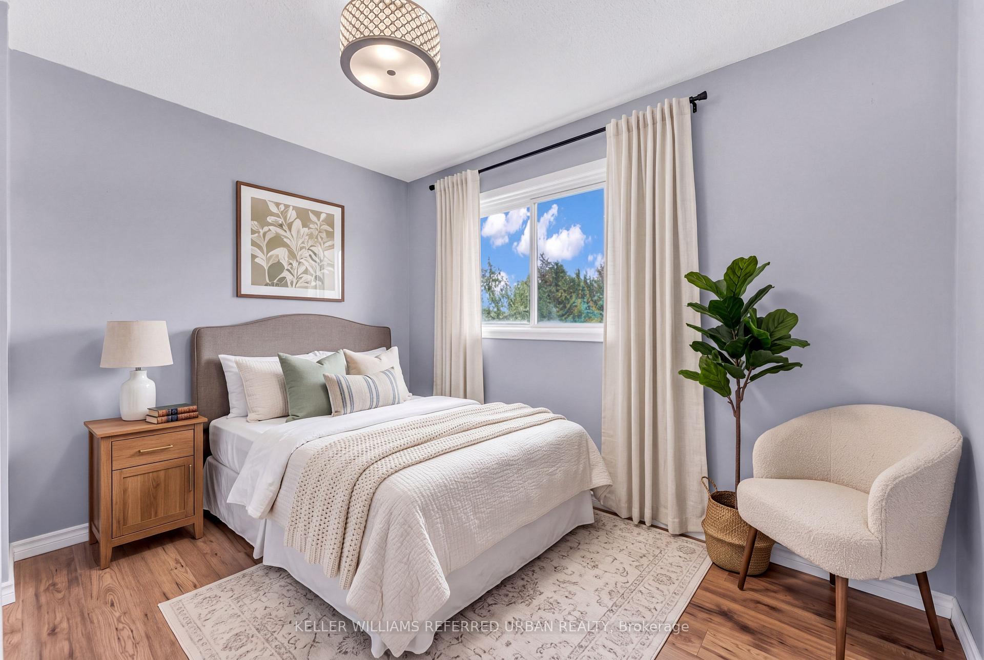 Photo 20 of 94 Laidlaw Drive, Barrie, West Bayfield — HOMEH