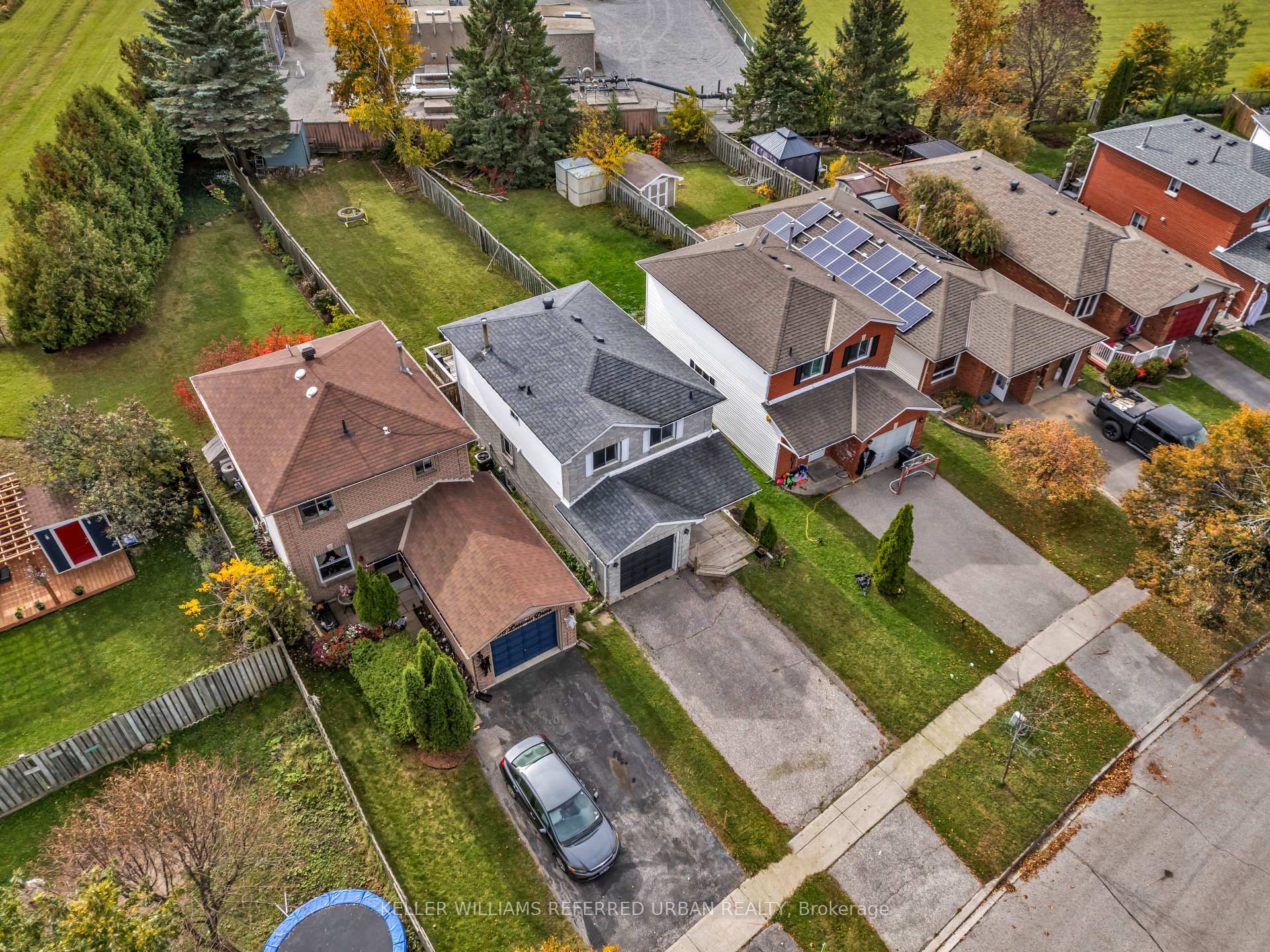 Photo 35 of 94 Laidlaw Drive, Barrie, West Bayfield — HOMEH