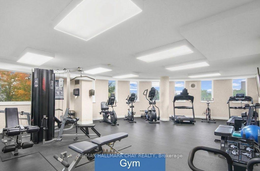 Photo 12 of Unit 705, 326 Major Mackenzie Drive E, Richmond Hill, Crosby — HOMEH
