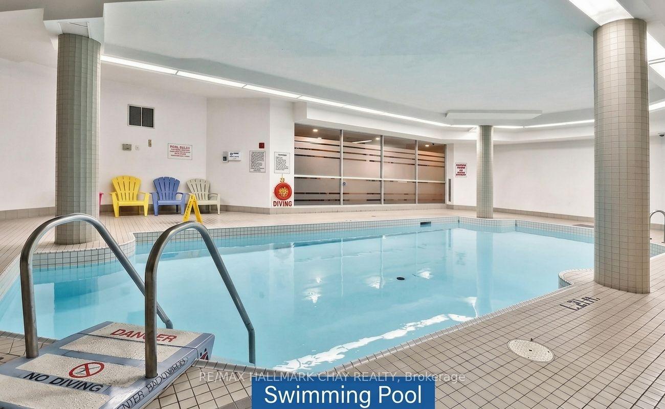 Photo 13 of Unit 705, 326 Major Mackenzie Drive E, Richmond Hill, Crosby — HOMEH