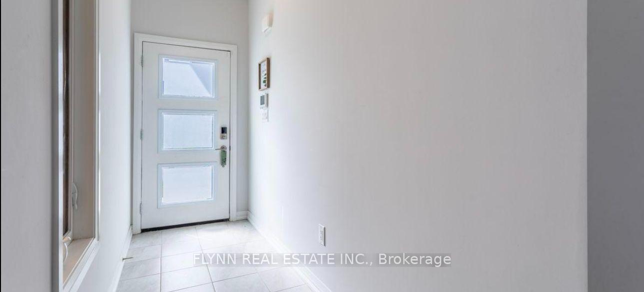 Photo 3 of 4235 Shuttleworth Drive, Niagara Falls, Lyons Creek — HOMEH