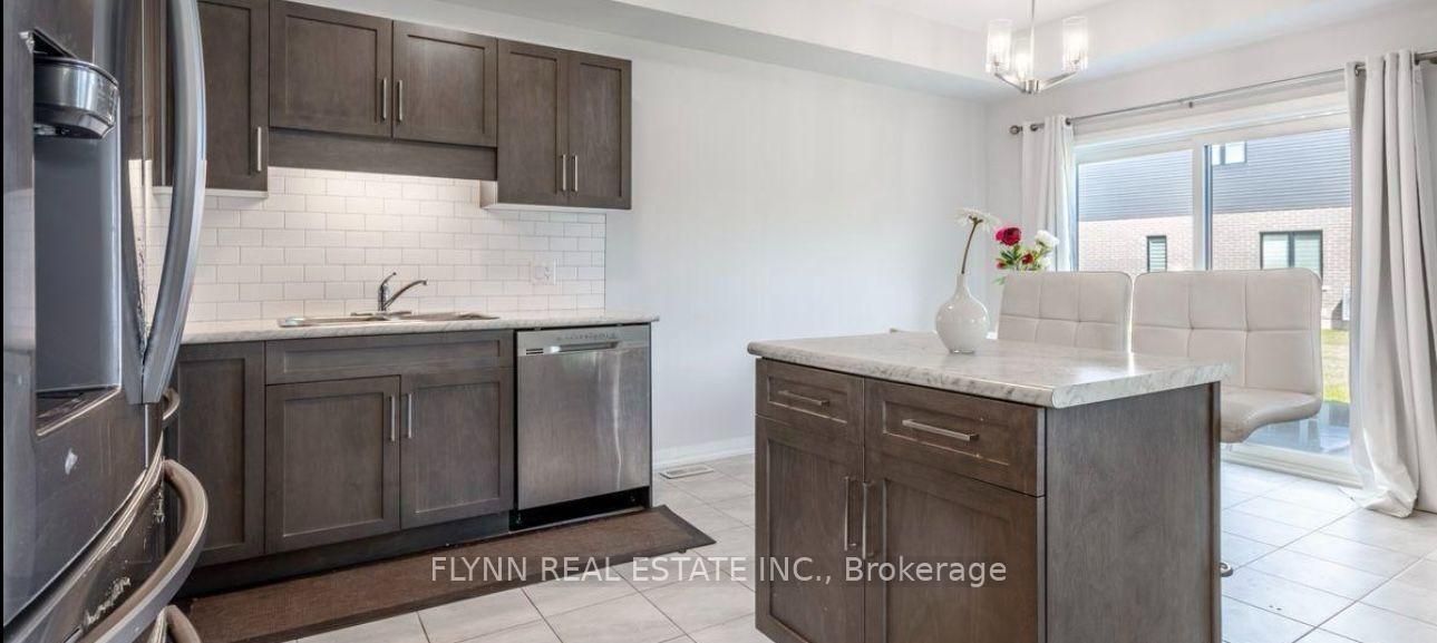 Photo 12 of 4235 Shuttleworth Drive, Niagara Falls, Lyons Creek — HOMEH